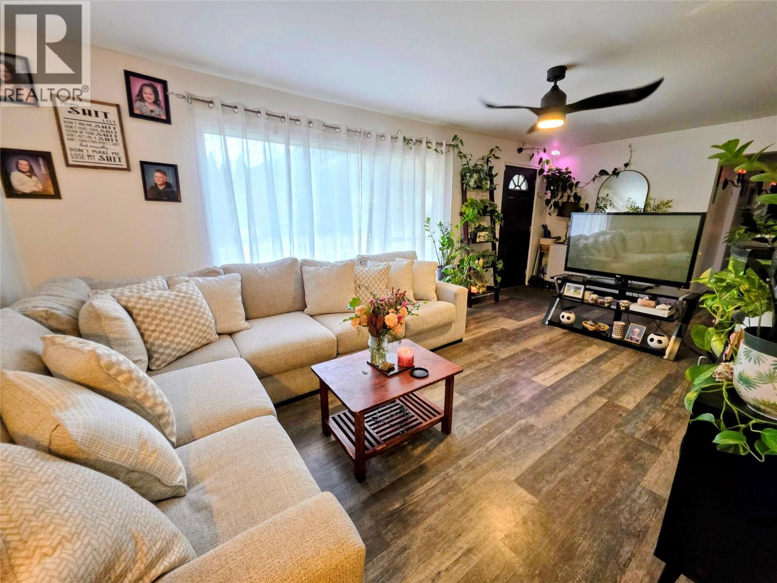 101 Pine Avenue, Fruitvale, British Columbia  V0G 1L0 - Photo 11 - 10378133