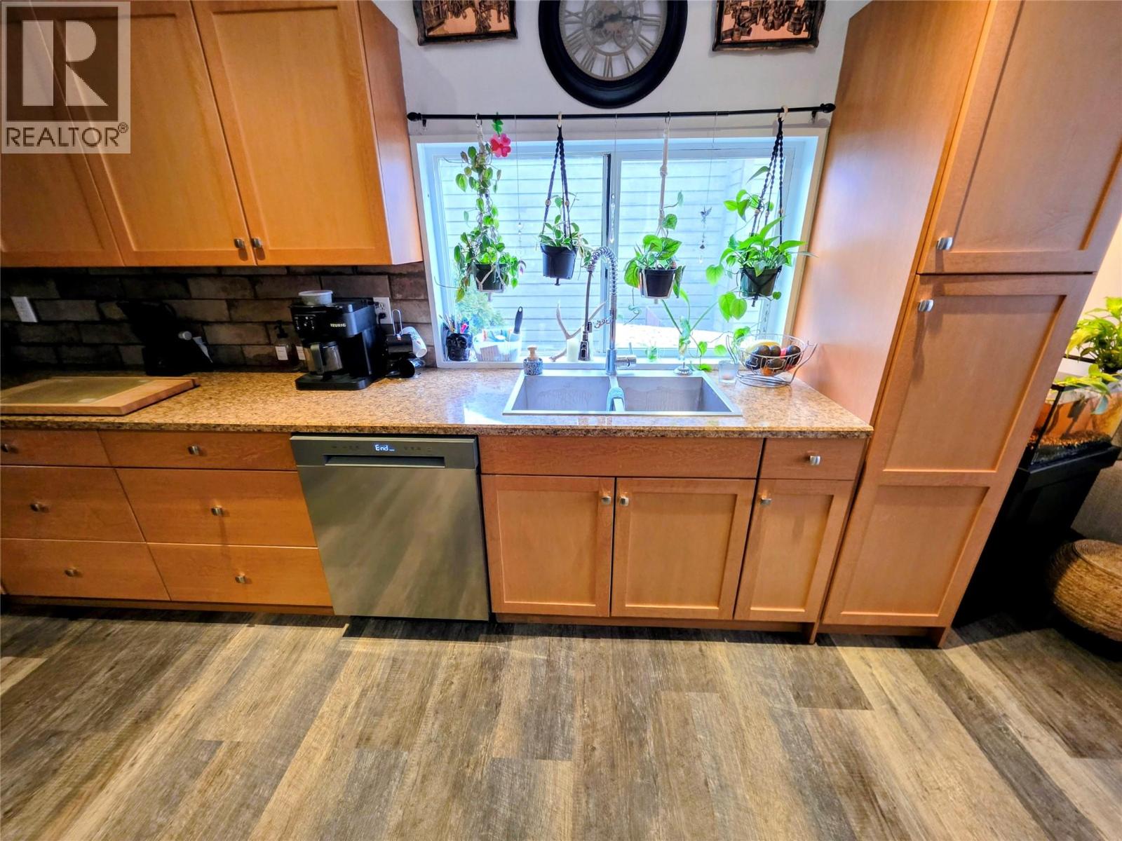 101 Pine Avenue, Fruitvale, British Columbia  V0G 1L0 - Photo 9 - 10378133