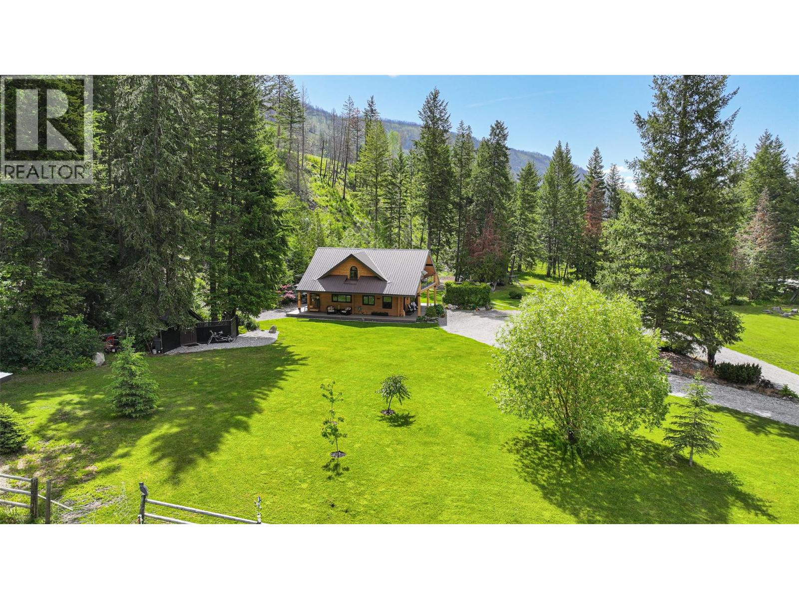 1075 Six Mile Creek Road, Vernon, British Columbia  V1H 2H1 - Photo 11 - 10378105