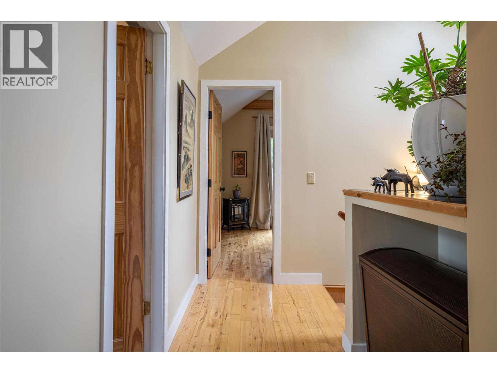 1075 Six Mile Creek Road, Vernon, British Columbia  V1H 2H1 - Photo 38 - 10378105