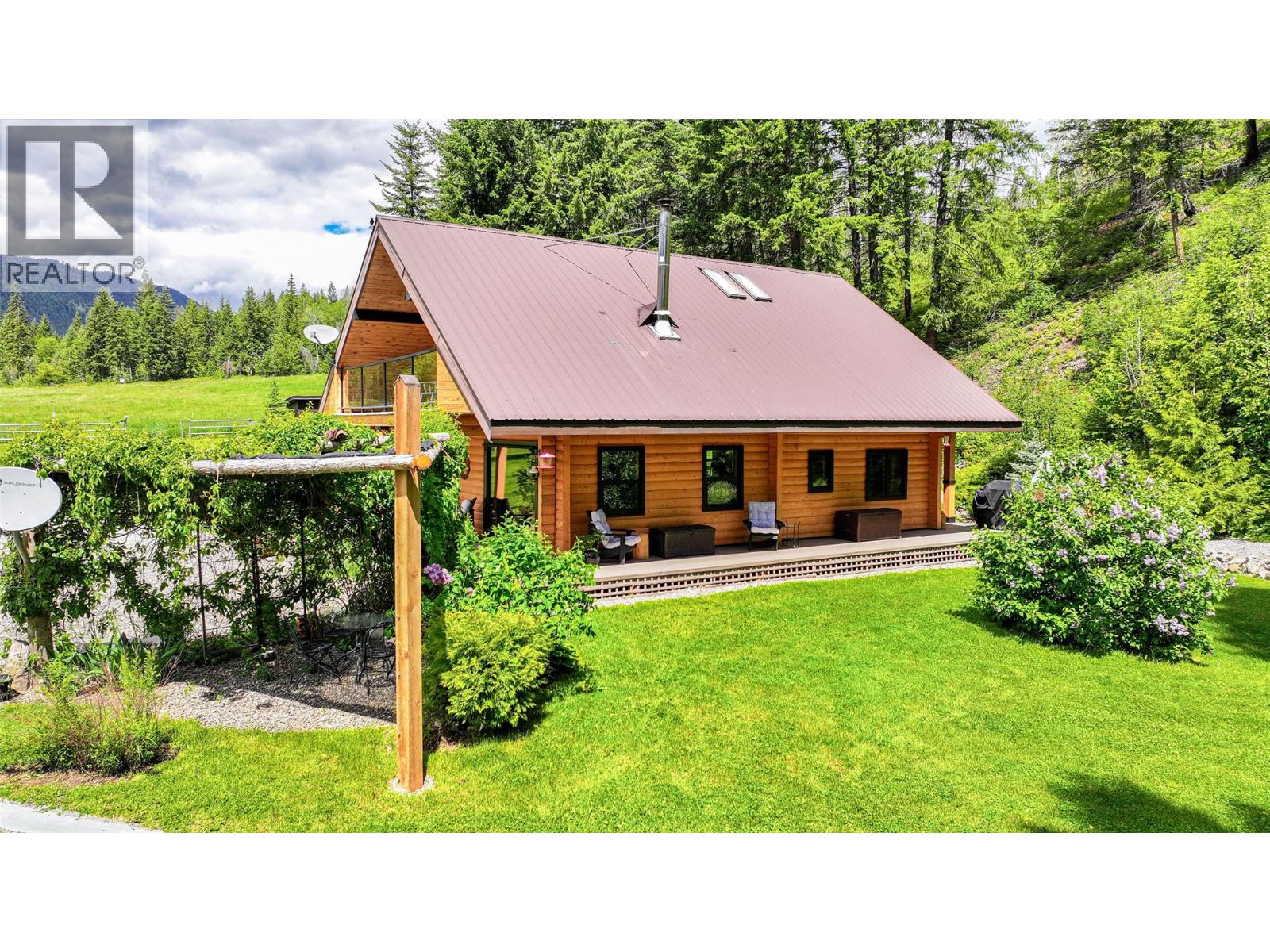 1075 Six Mile Creek Road, Vernon, British Columbia  V1H 2H1 - Photo 5 - 10378105