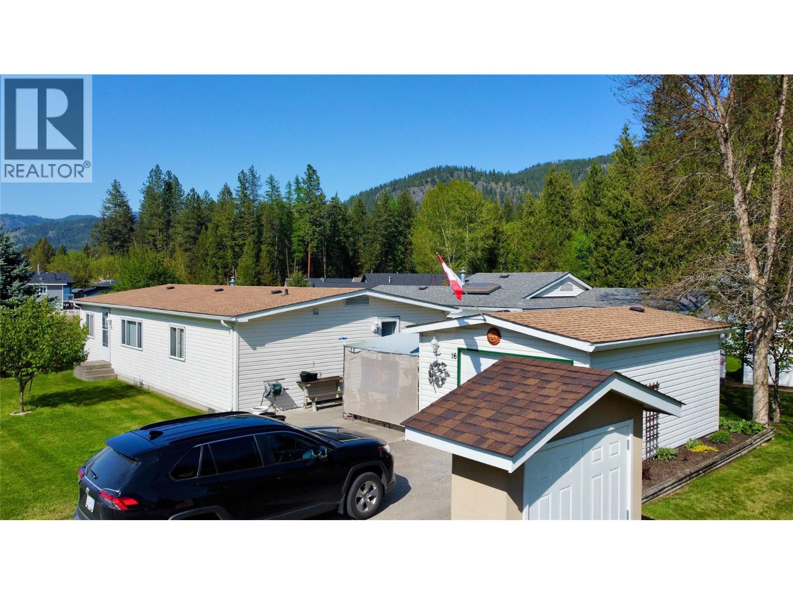 1500 Neimi Road Unit# 16, Christina Lake, British Columbia  V0H 1E2 - Photo 3 - 10378067