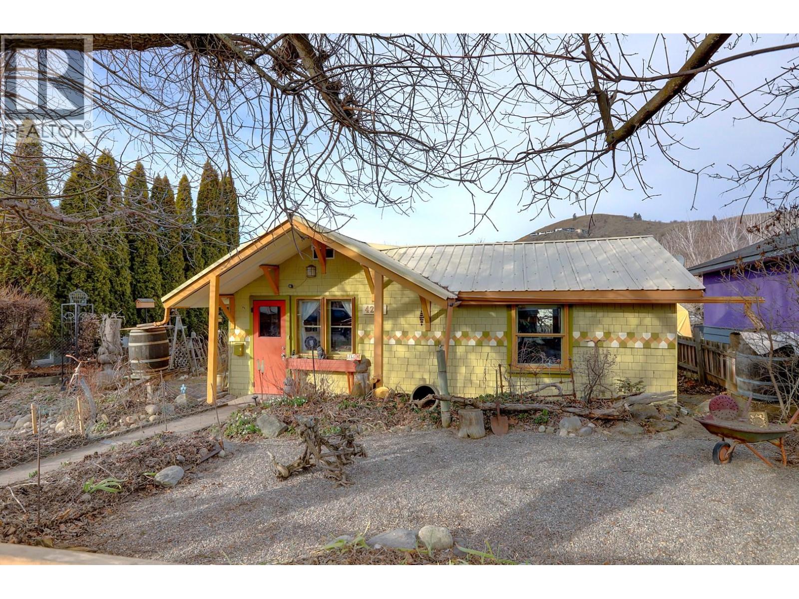 4204 34 Street, Vernon, British Columbia  V1T 5Y4 - Photo 2 - 10377973