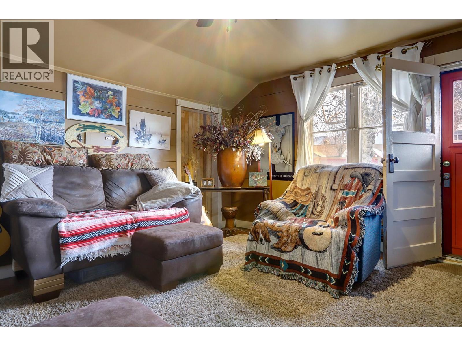 4204 34 Street, Vernon, British Columbia  V1T 5Y4 - Photo 7 - 10377973