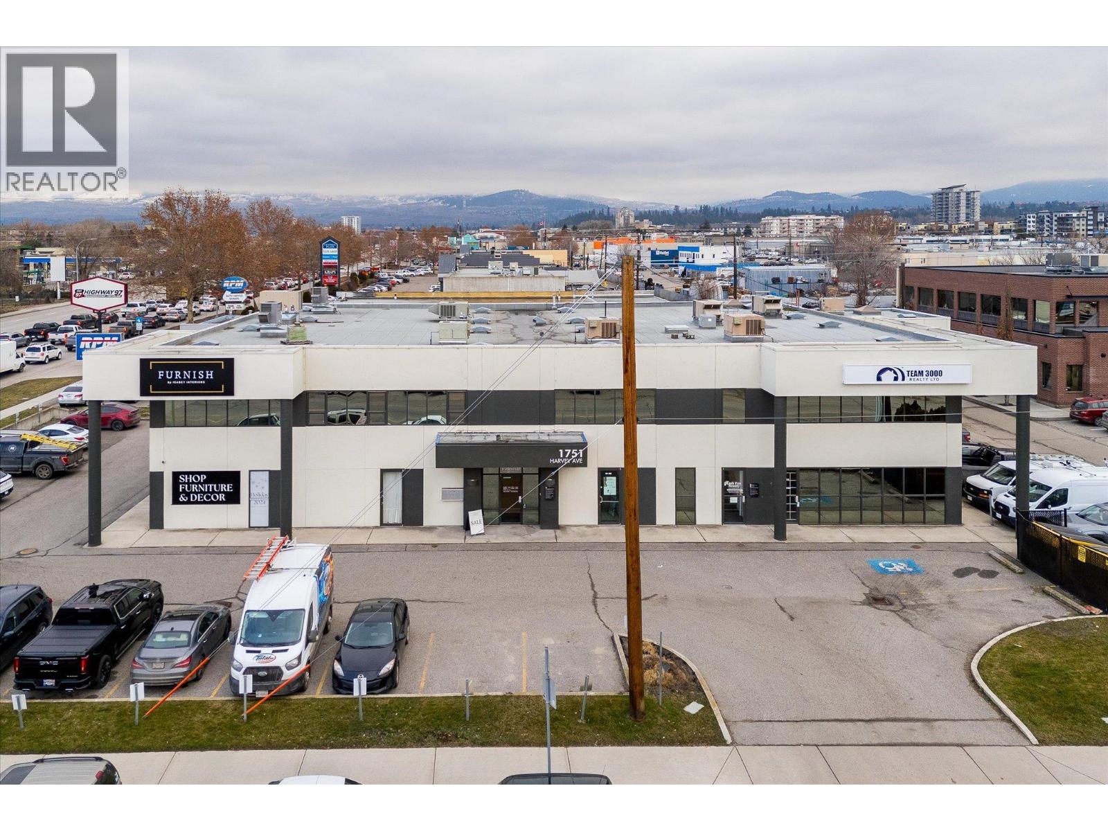 1751 Harvey Avenue, Kelowna, British Columbia  V1Y 6G4 - Photo 2 - 10377756