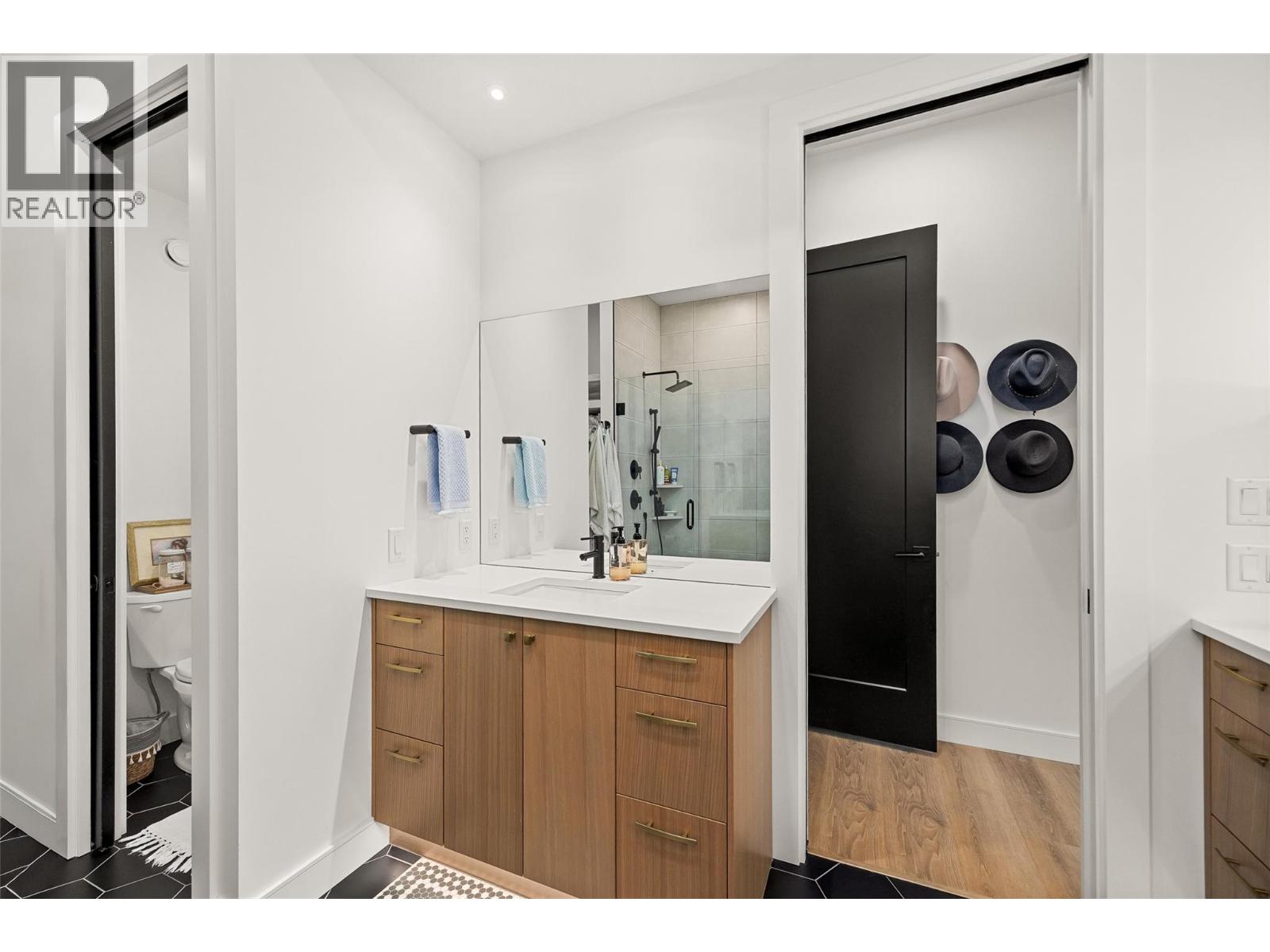 415 Hawk Hill Drive, Kelowna, British Columbia  V1W 0B1 - Photo 21 - 10377129