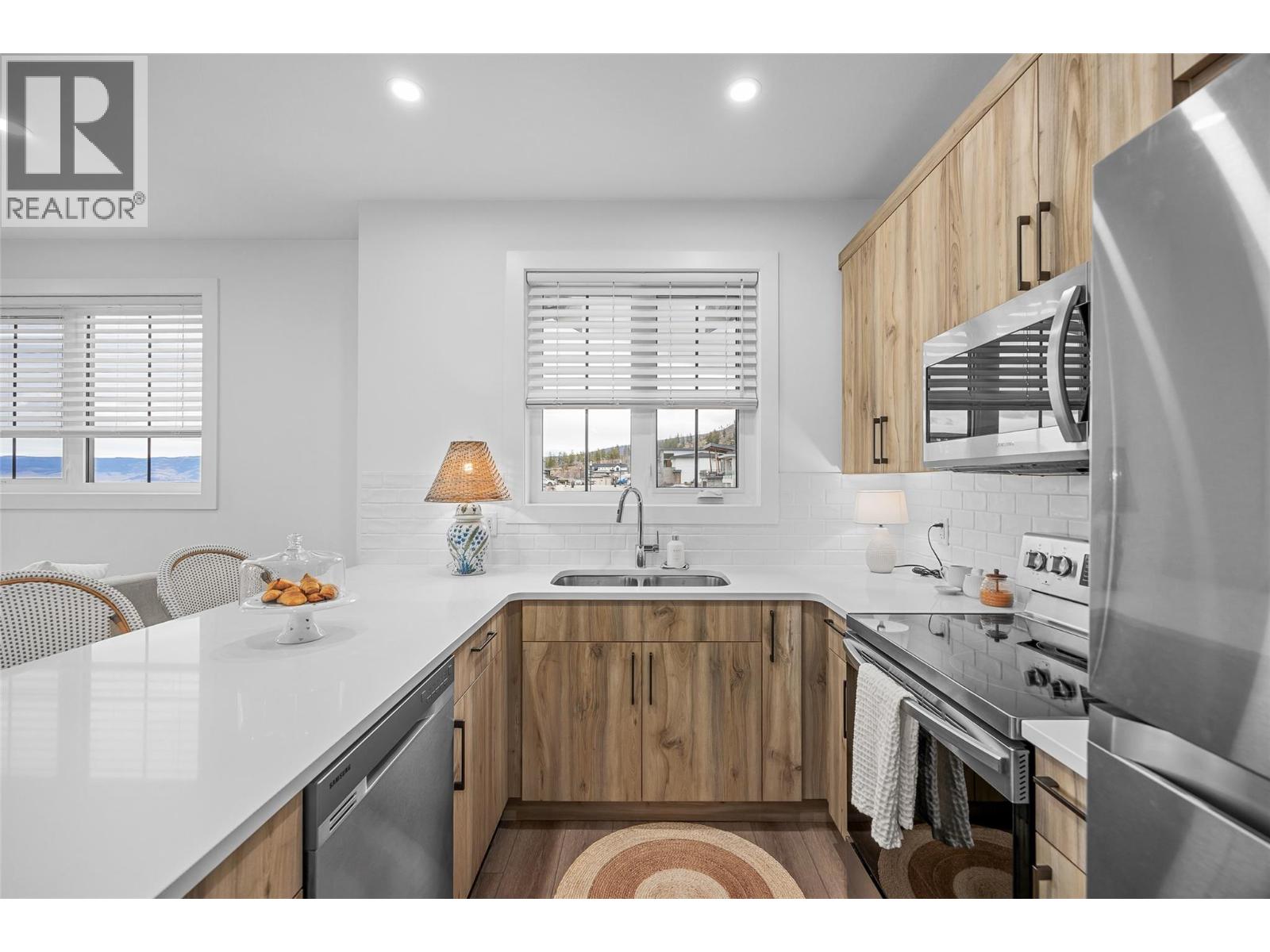 415 Hawk Hill Drive, Kelowna, British Columbia  V1W 0B1 - Photo 48 - 10377129