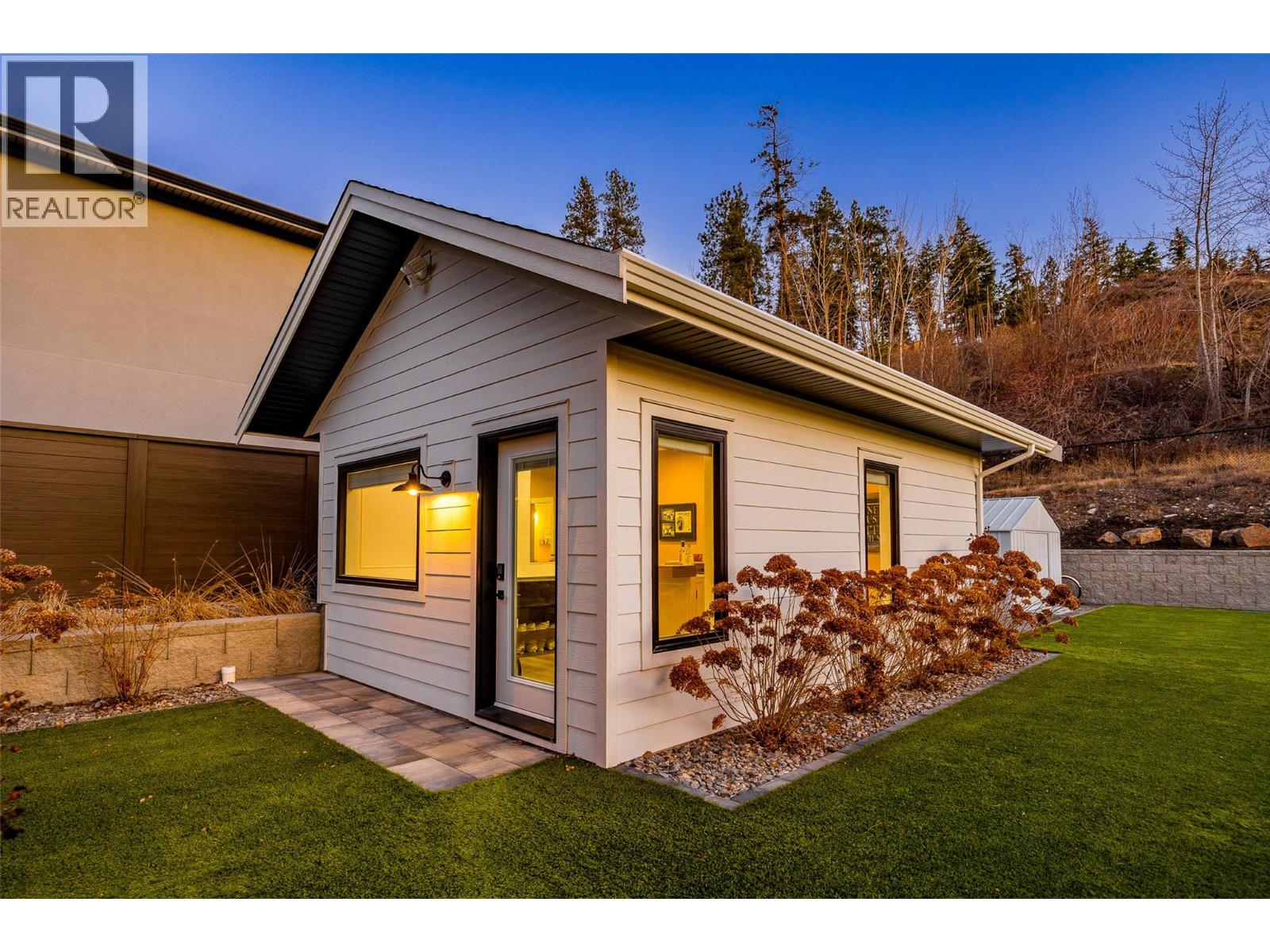 415 Hawk Hill Drive, Kelowna, British Columbia  V1W 0B1 - Photo 83 - 10377129