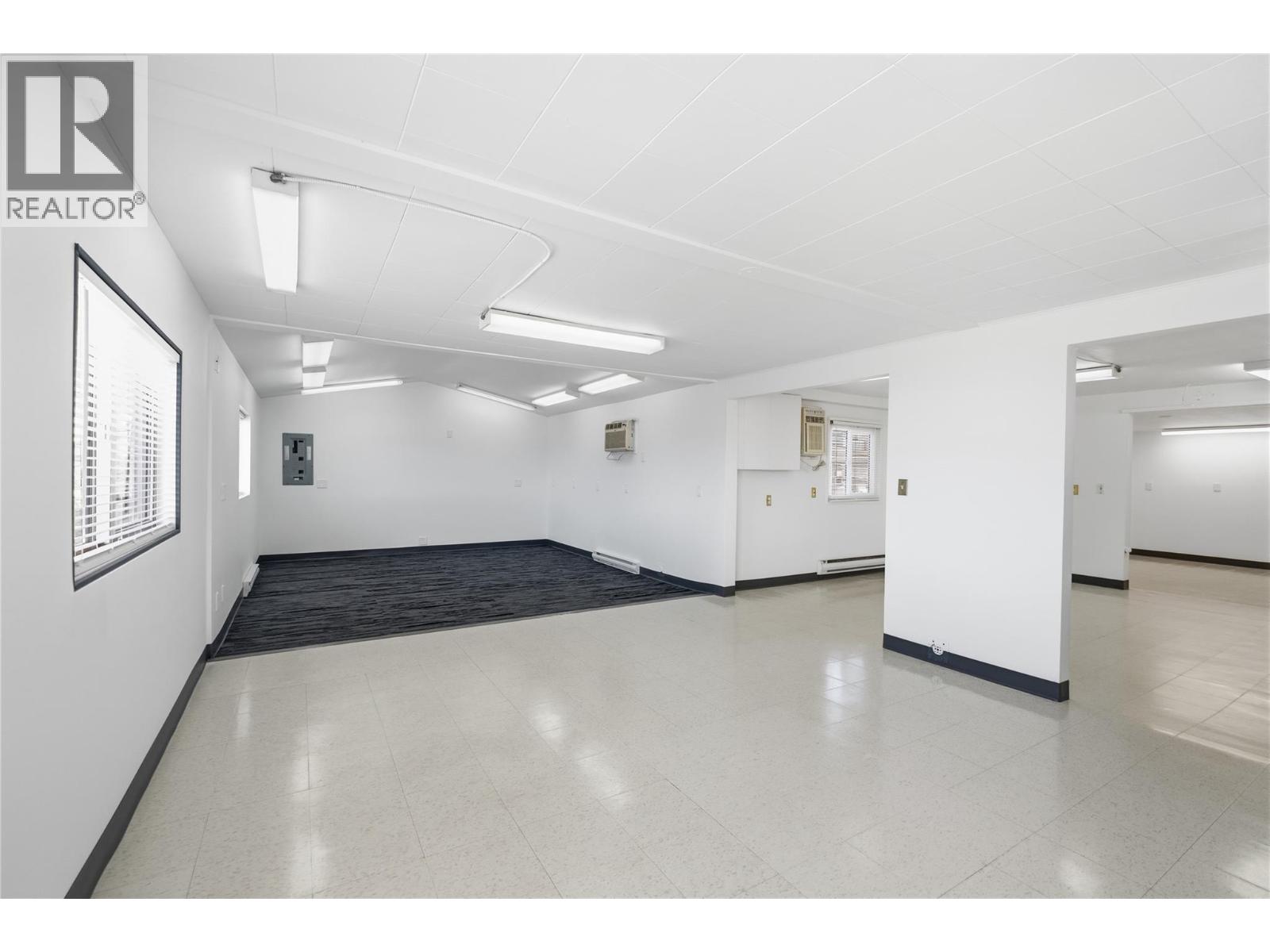 215 Froelich Road, Kelowna, British Columbia  V1X 3M6 - Photo 10 - 10378140