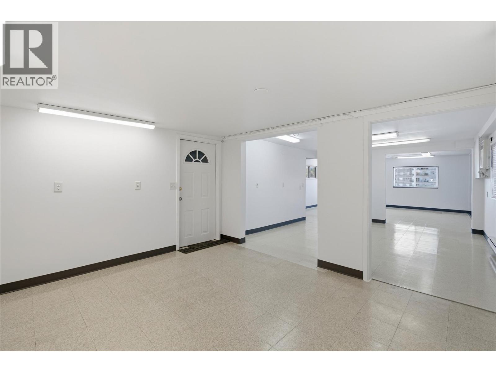 215 Froelich Road, Kelowna, British Columbia  V1X 3M6 - Photo 15 - 10378140