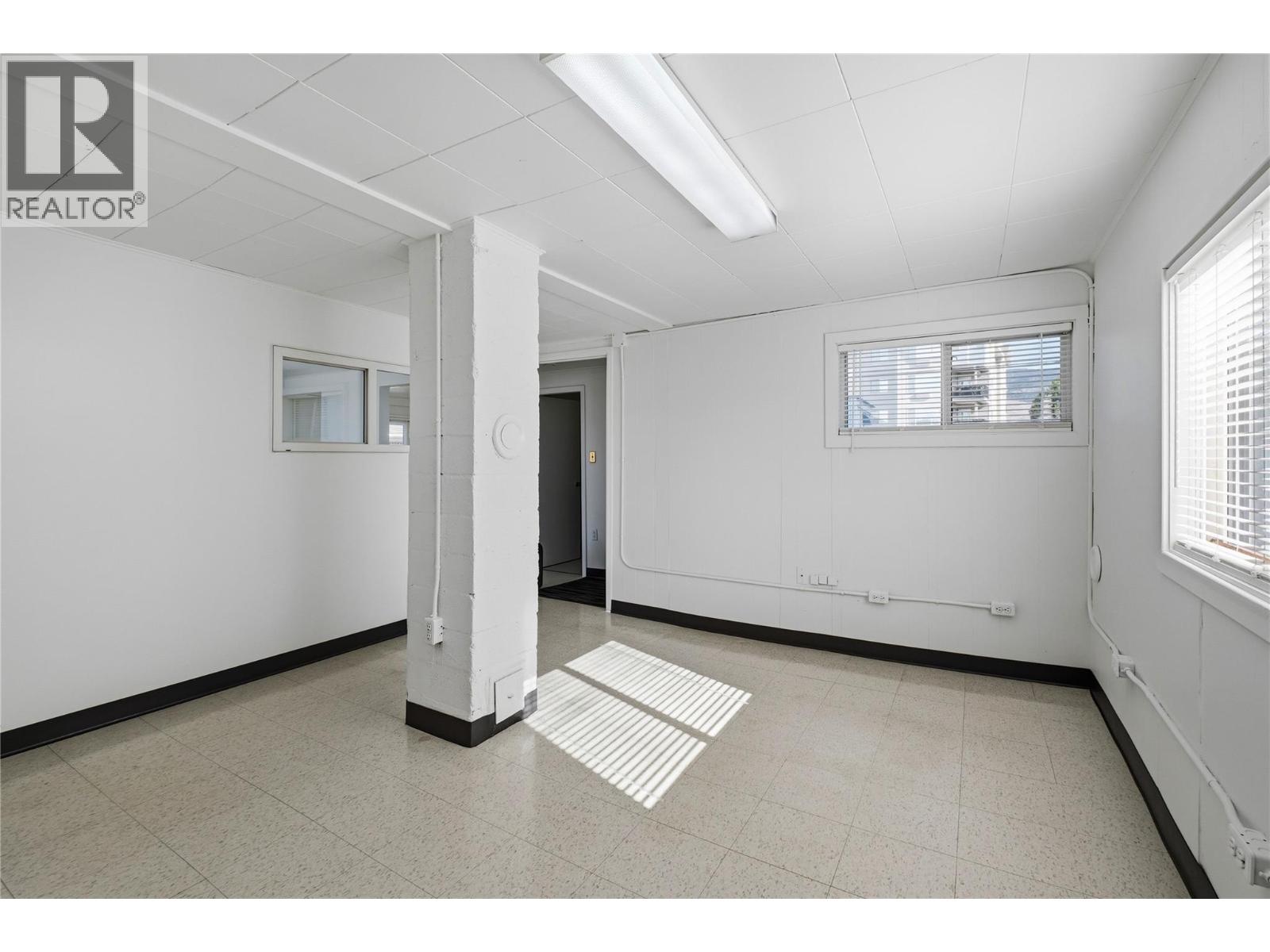 215 Froelich Road, Kelowna, British Columbia  V1X 3M6 - Photo 19 - 10378140