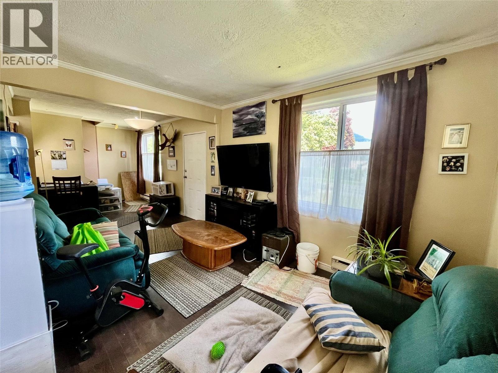 302 6th Avenue Nw, Nakusp, British Columbia  V0G 1R0 - Photo 4 - 10378051