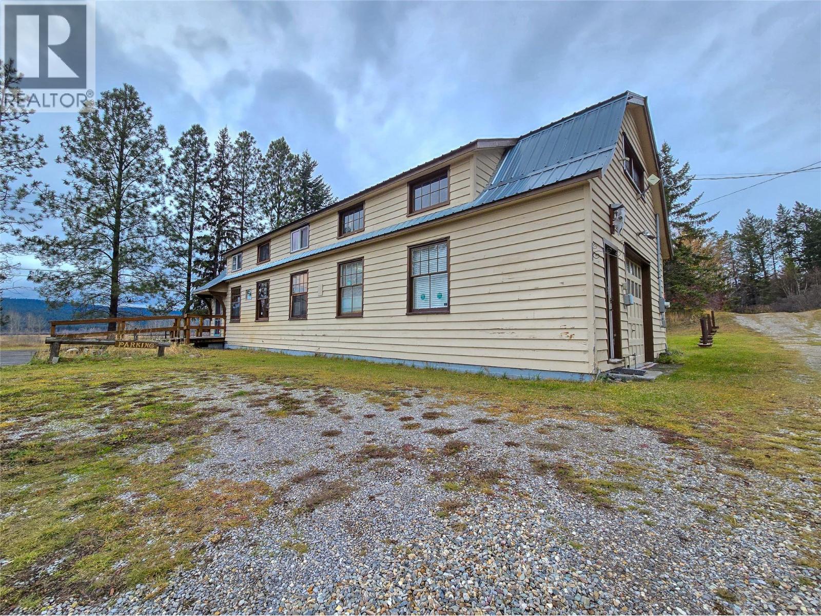 970 95 Highway, Spillimacheen, British Columbia  V0A 1P0 - Photo 8 - 10377892