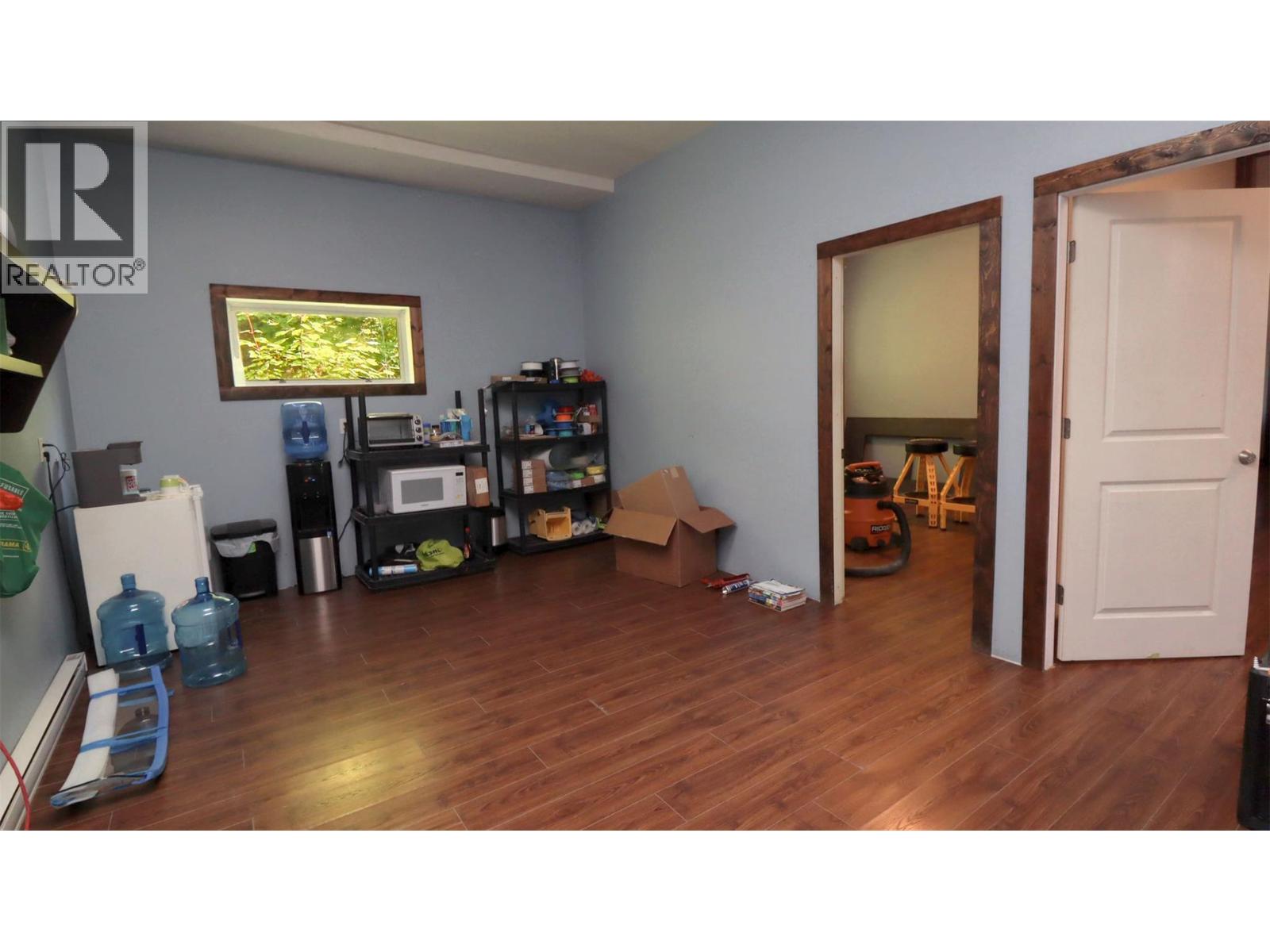 5795 Squilax-Anglemont Road, Celista, British Columbia  V0E 1M6 - Photo 14 - 10378164