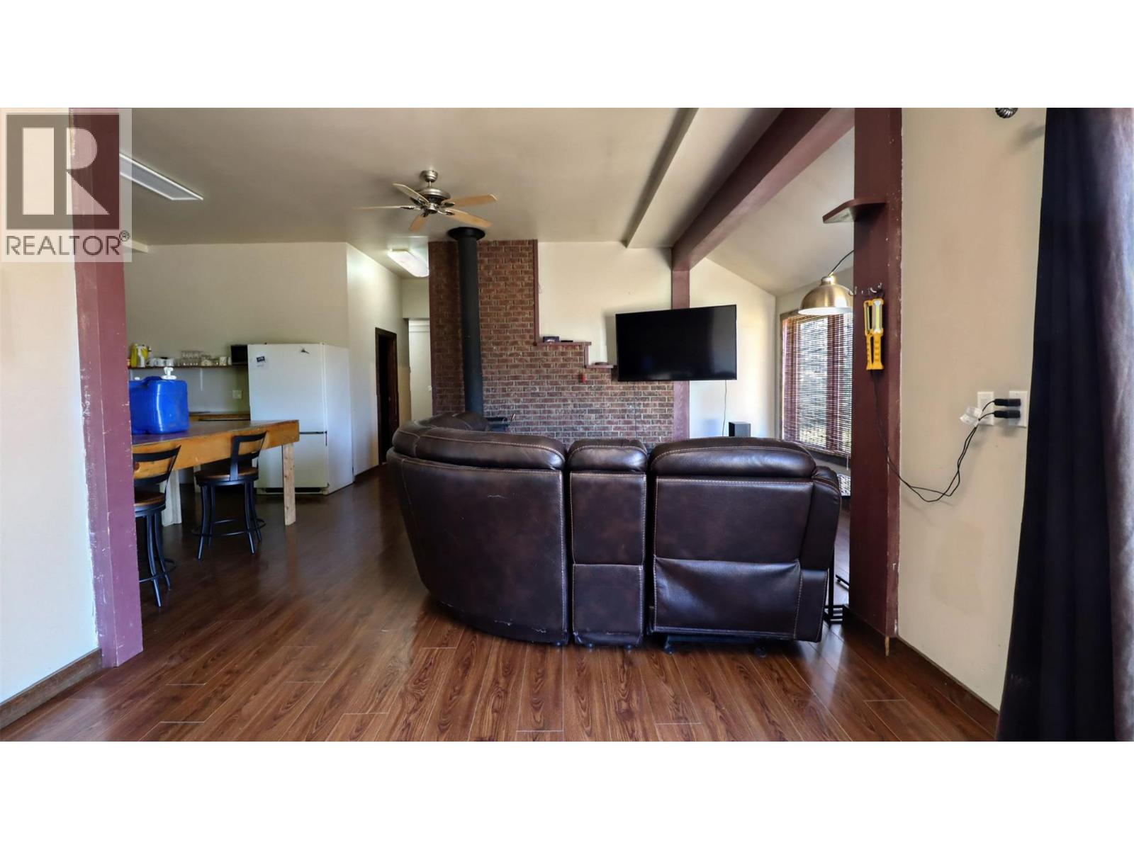 5795 Squilax-Anglemont Road, Celista, British Columbia  V0E 1M6 - Photo 17 - 10378164