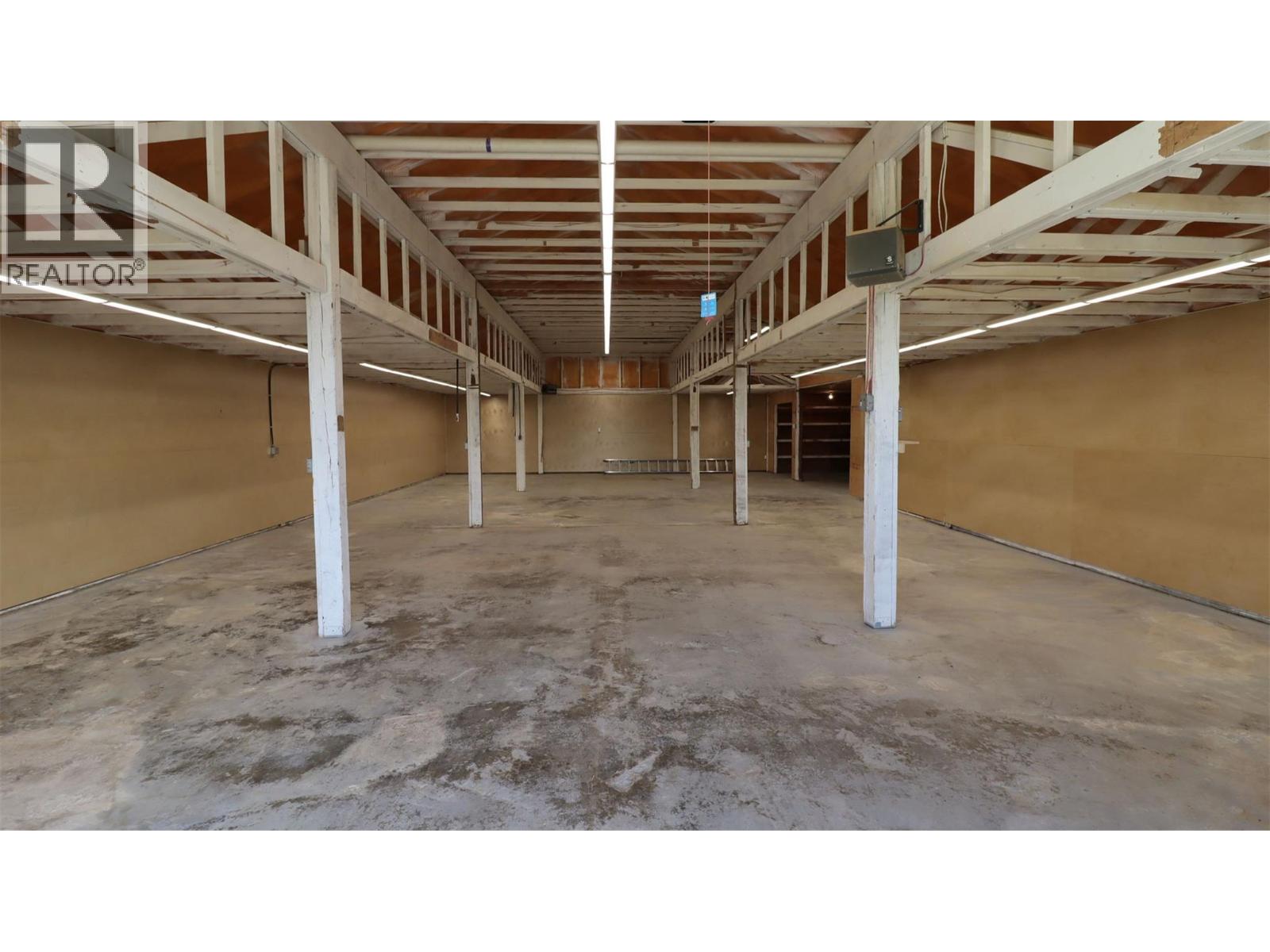 5795 Squilax-Anglemont Road, Celista, British Columbia  V0E 1M6 - Photo 40 - 10378164