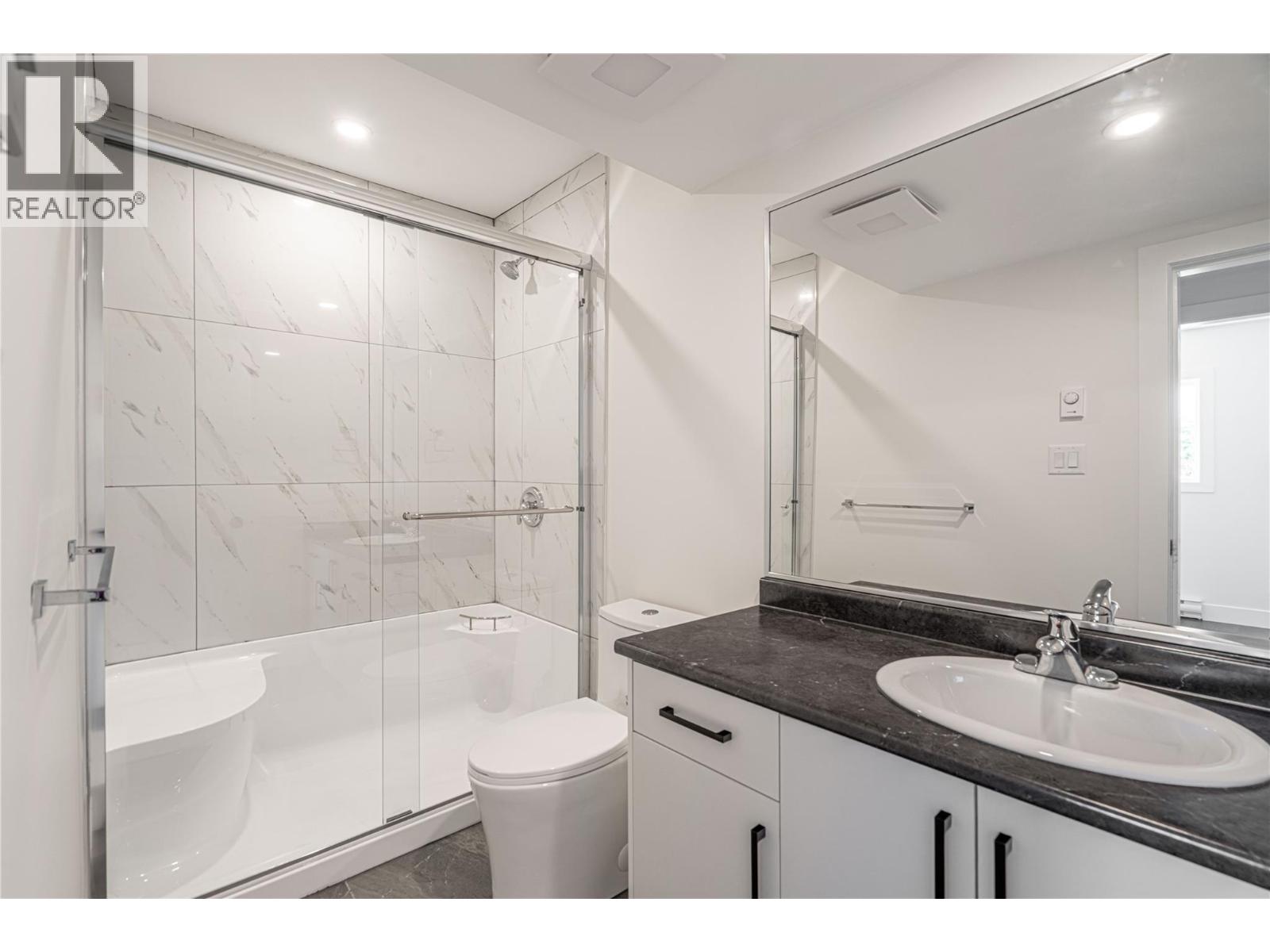 2138 Merritt Avenue, Merritt, British Columbia  V1K 1B8 - Photo 16 - 10377981