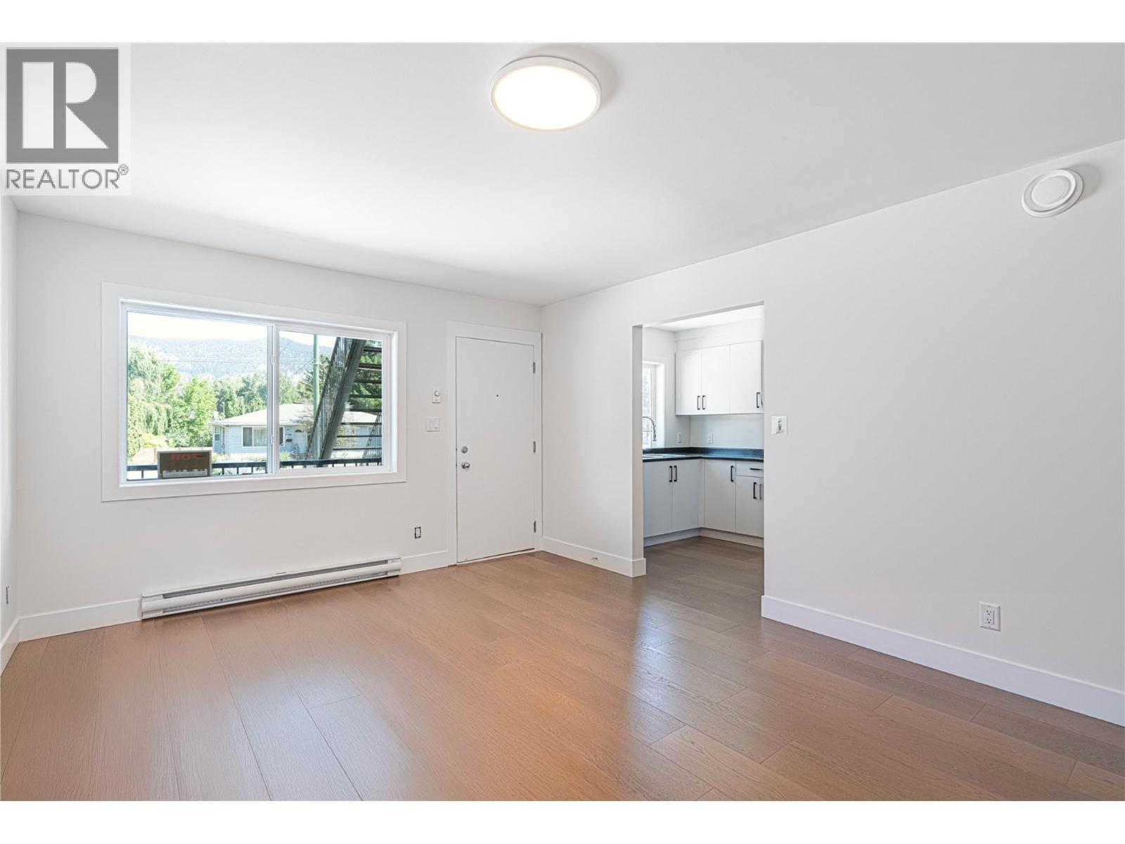 2138 Merritt Avenue, Merritt, British Columbia  V1K 1B8 - Photo 4 - 10377981