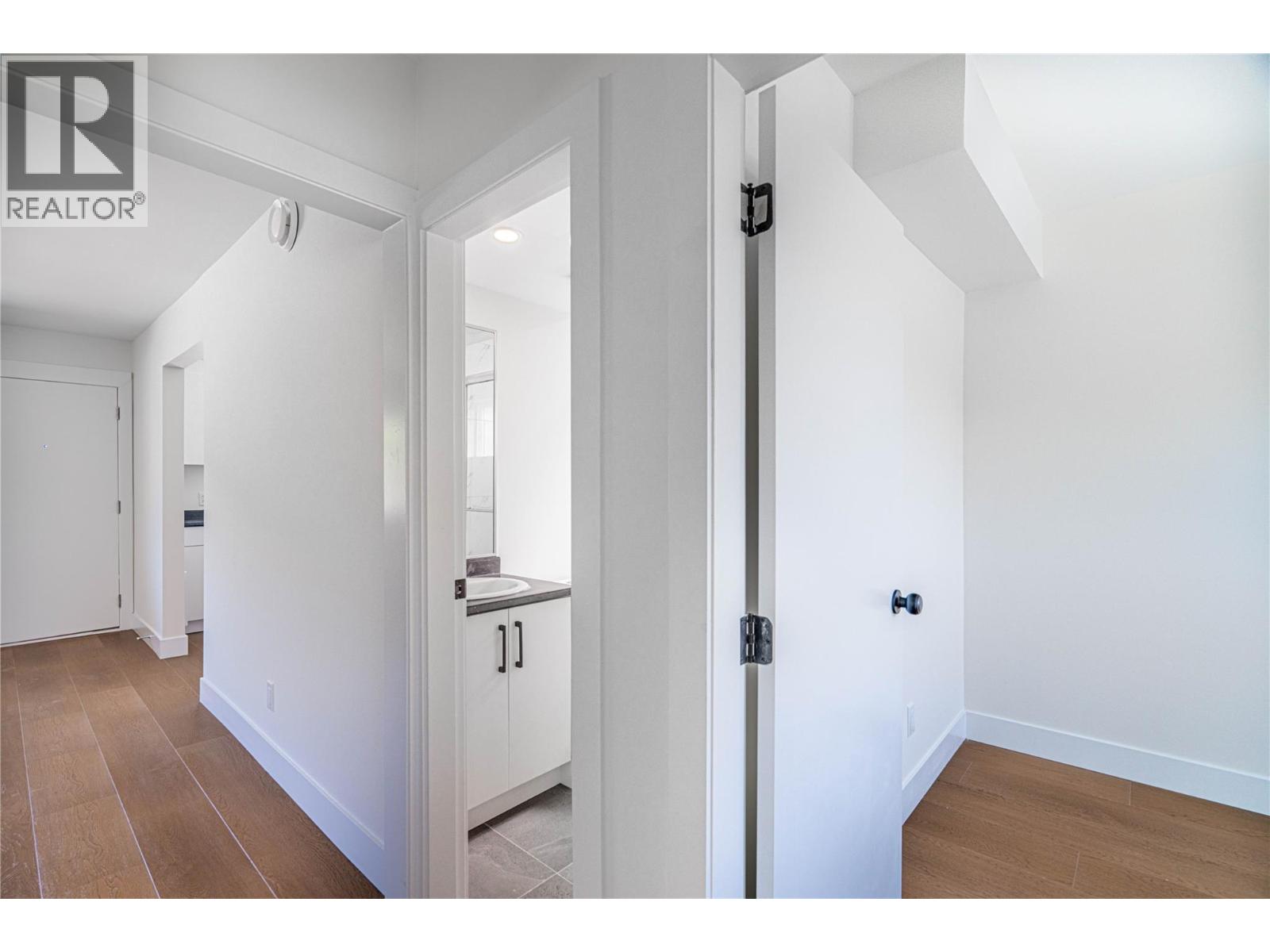 2138 Merritt Avenue, Merritt, British Columbia  V1K 1B8 - Photo 8 - 10377981