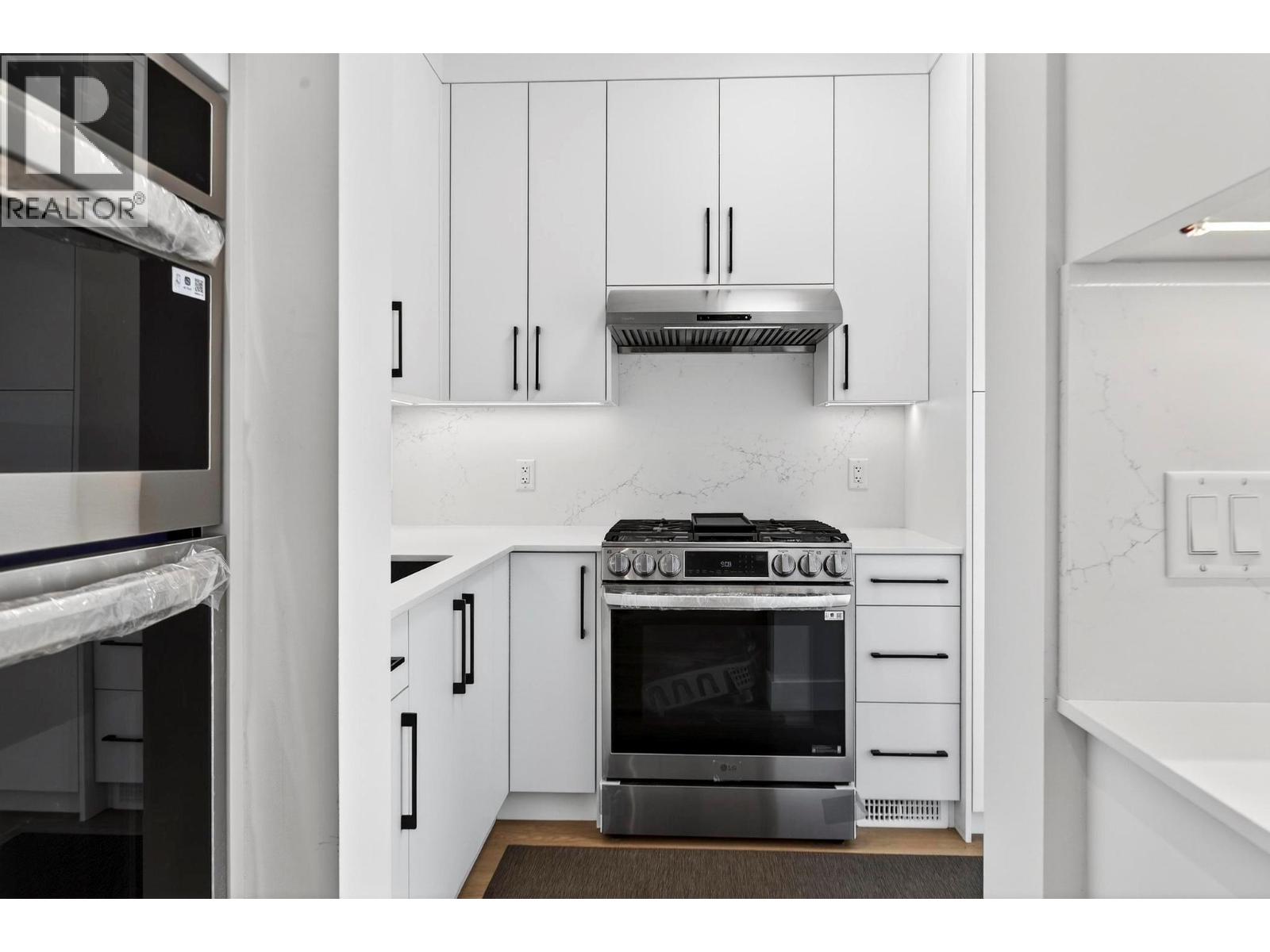 10-1960 Northern Flicker Court, Kelowna, British Columbia  V1V 0G3 - Photo 7 - 10376295