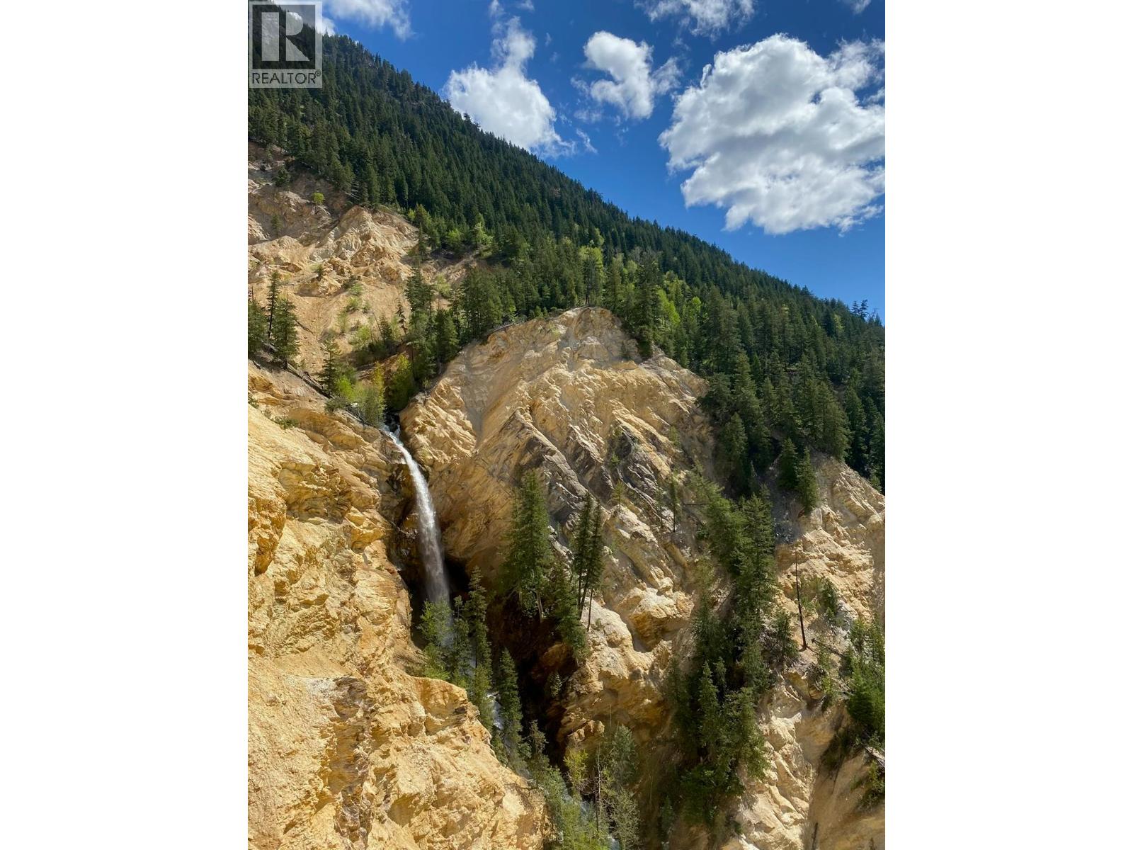 568 Agate Bay Road, Barriere, British Columbia  V0E 2E0 - Photo 2 - 10378079