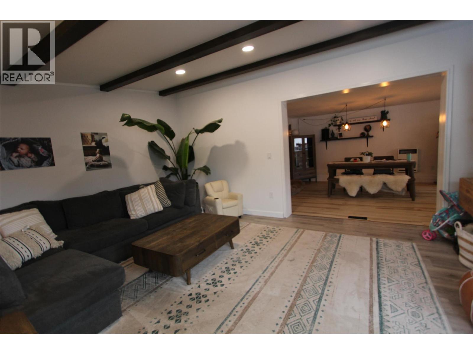 E15 60 Cokato Road, Fernie, British Columbia  V0B 1M4 - Photo 10 - 10377941