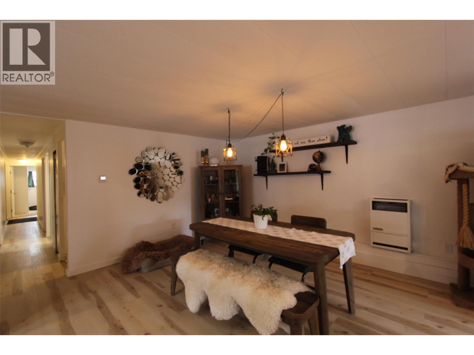 E15 60 Cokato Road, Fernie, British Columbia  V0B 1M4 - Photo 12 - 10377941