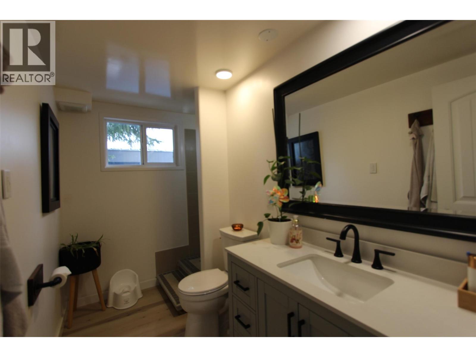 E15 60 Cokato Road, Fernie, British Columbia  V0B 1M4 - Photo 17 - 10377941