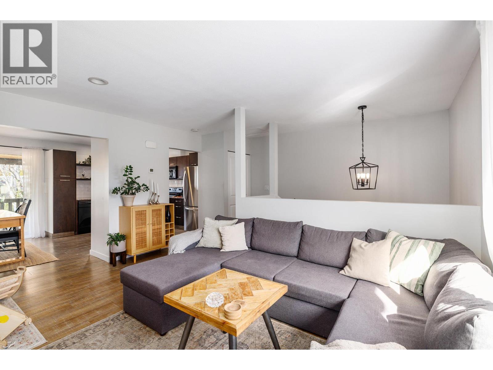 2728 Riffington Place, West Kelowna, British Columbia  V1Z 3L1 - Photo 3 - 10377474