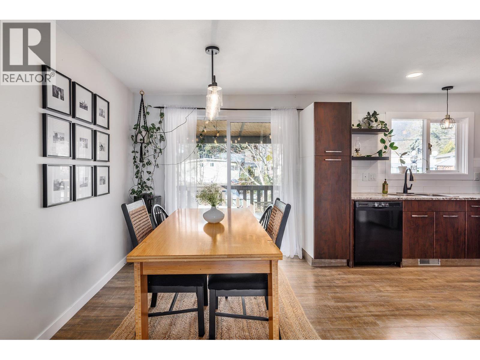 2728 Riffington Place, West Kelowna, British Columbia  V1Z 3L1 - Photo 4 - 10377474