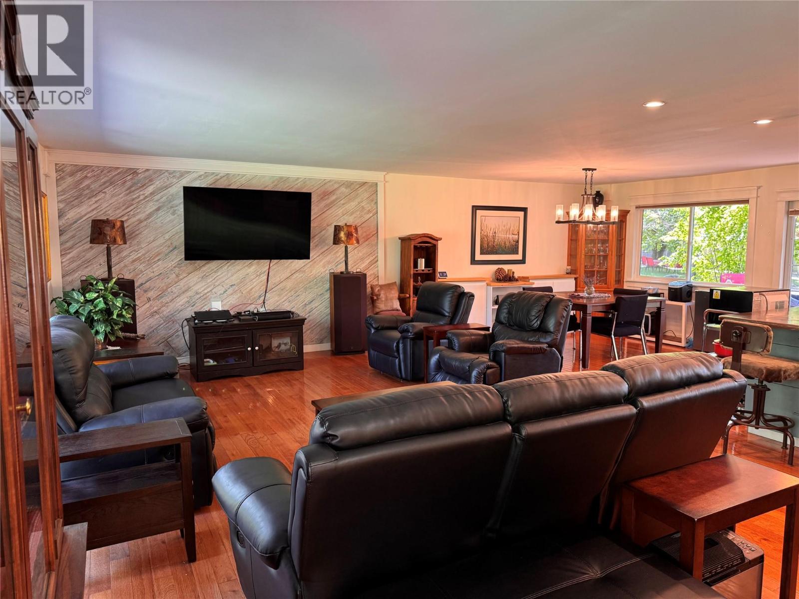 9&11 Kingsley Road, Christina Lake, British Columbia  V0H 1E0 - Photo 11 - 10378193