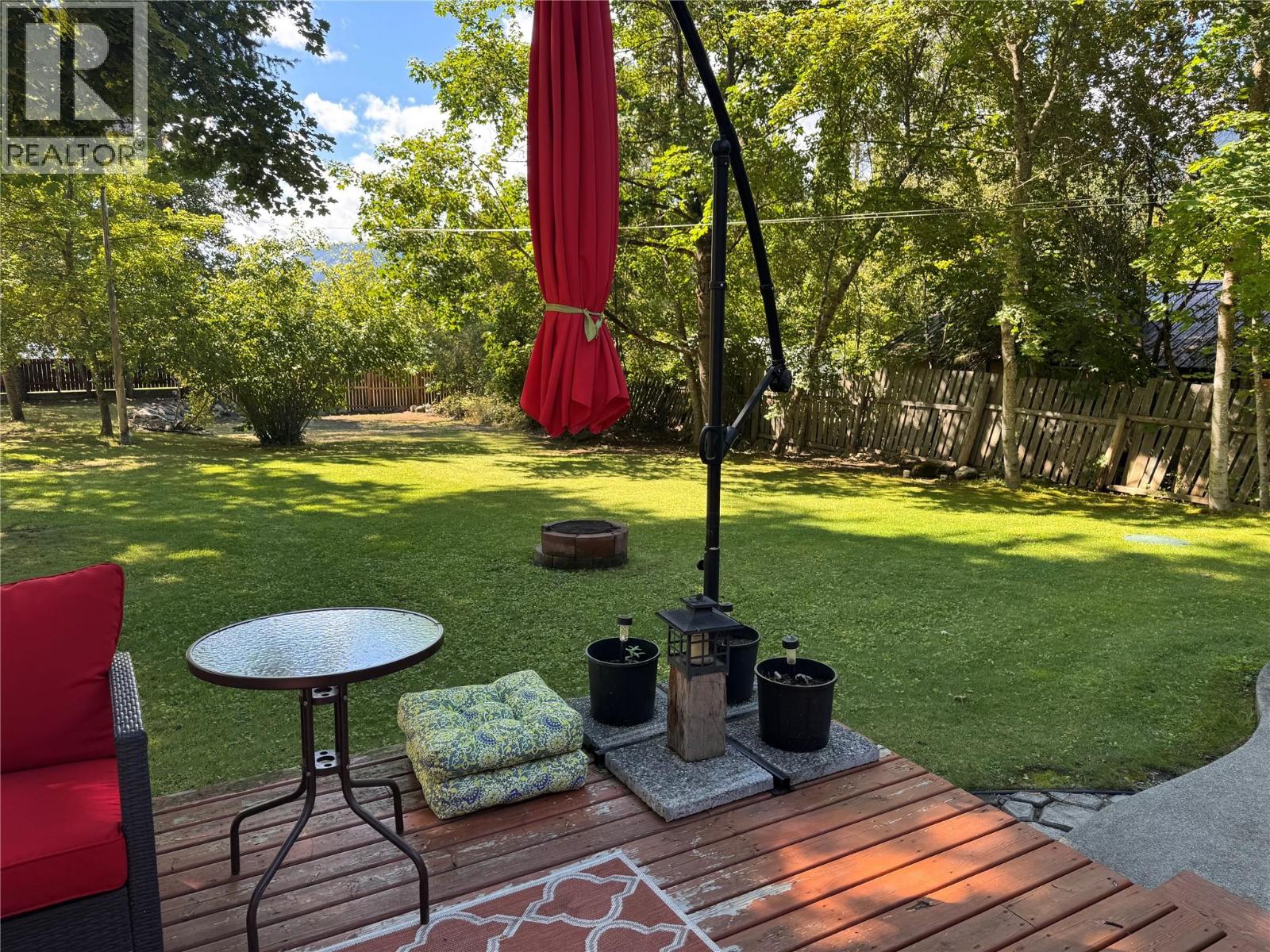 9&11 Kingsley Road, Christina Lake, British Columbia  V0H 1E0 - Photo 26 - 10378193