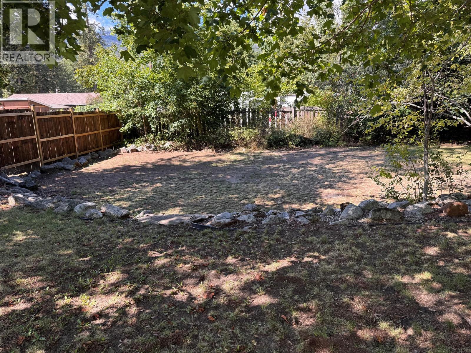 9&11 Kingsley Road, Christina Lake, British Columbia  V0H 1E0 - Photo 58 - 10378193