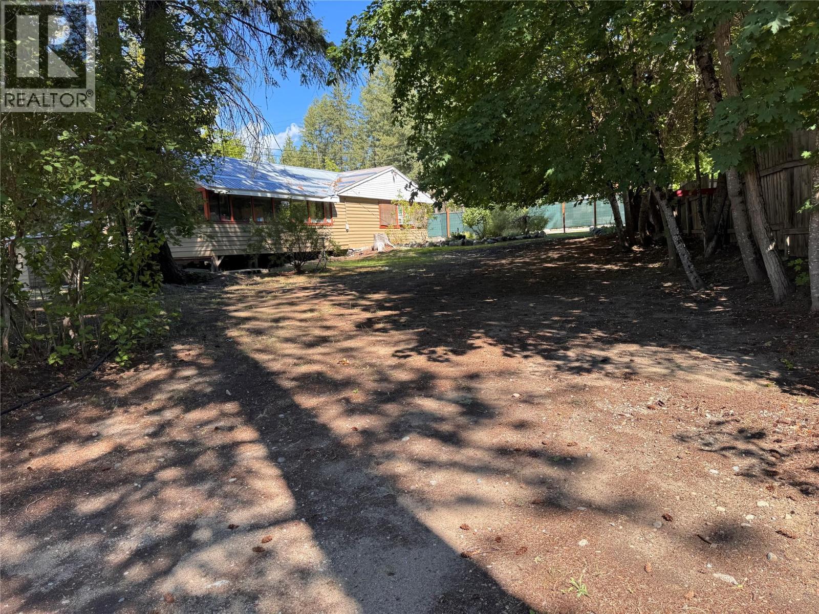 9&11 Kingsley Road, Christina Lake, British Columbia  V0H 1E0 - Photo 63 - 10378193