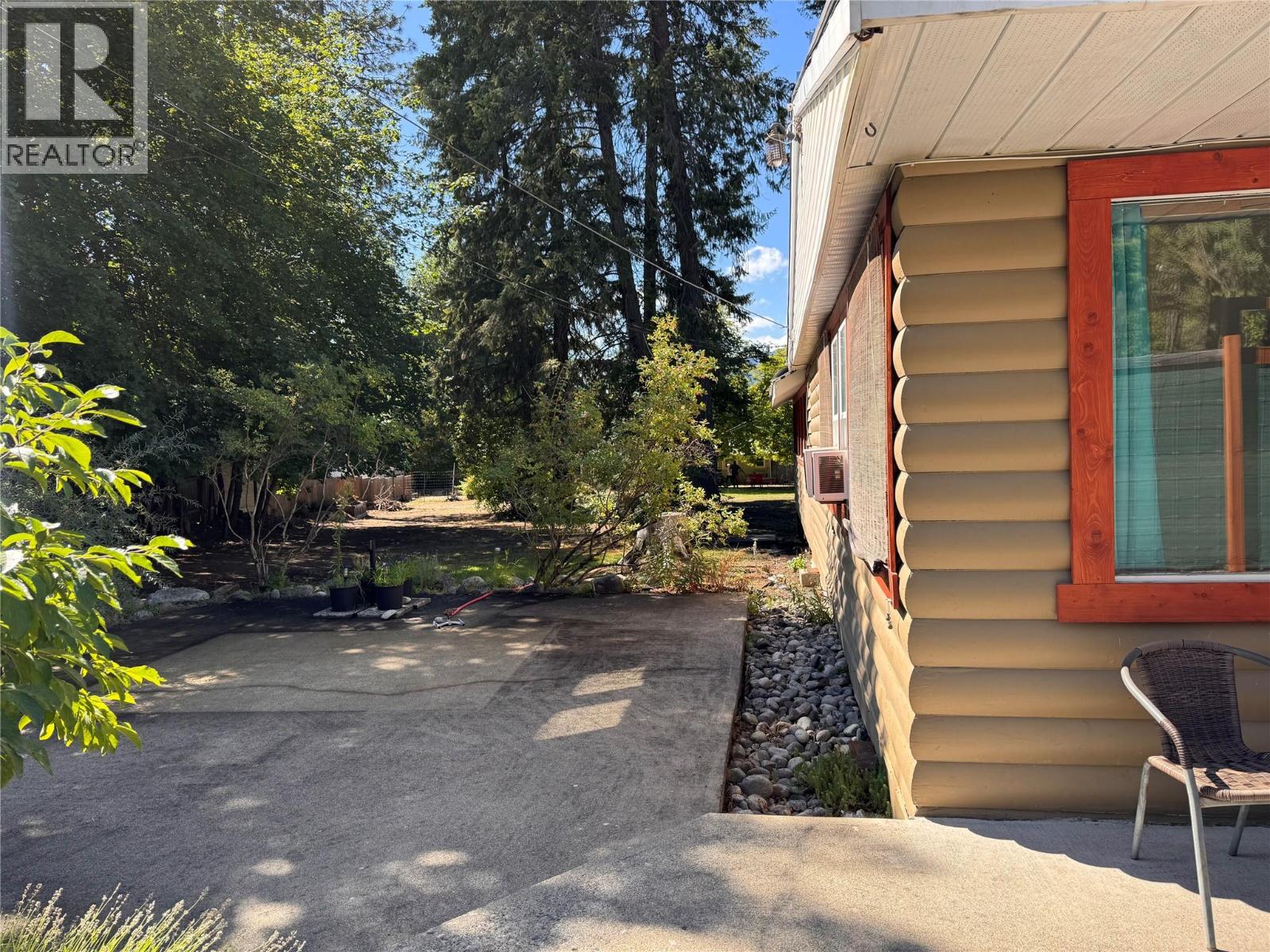 9 & 11 Kingsley Road, Christina Lake, British Columbia  V0H 1E2 - Photo 36 - 10378142