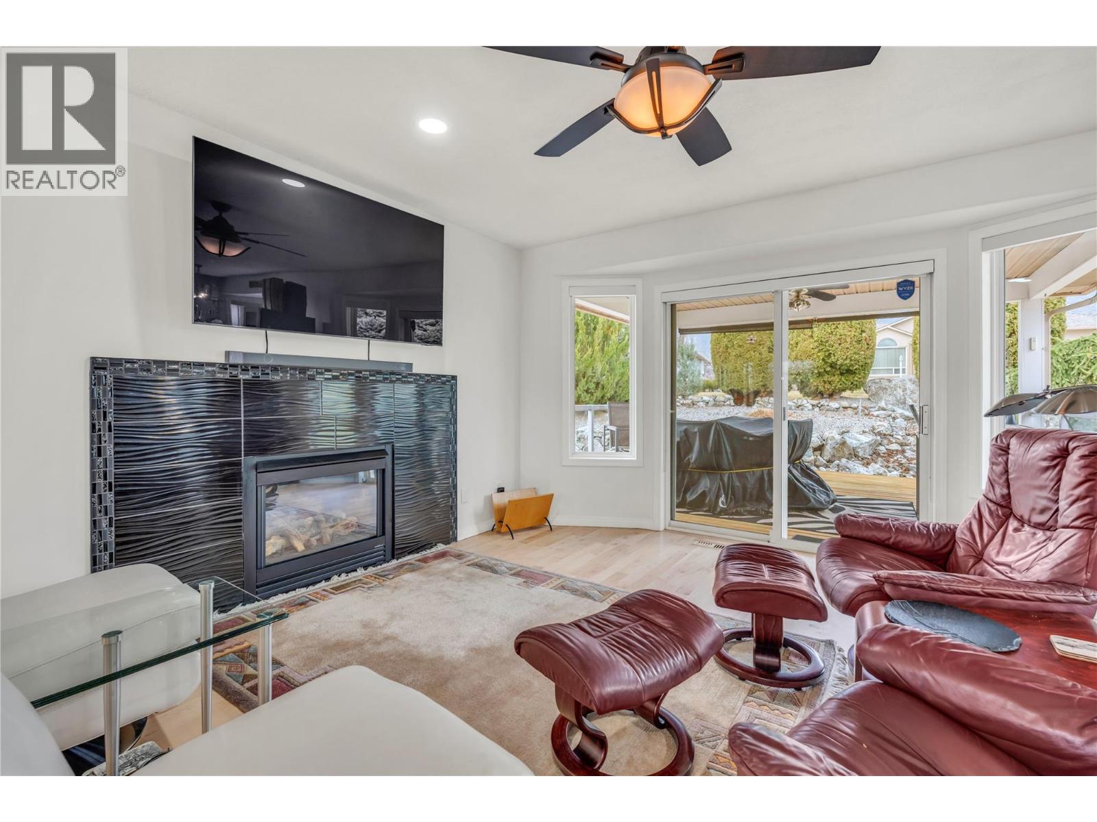 444 Ridge Place, Penticton, British Columbia  V2A 8N7 - Photo 12 - 10378197