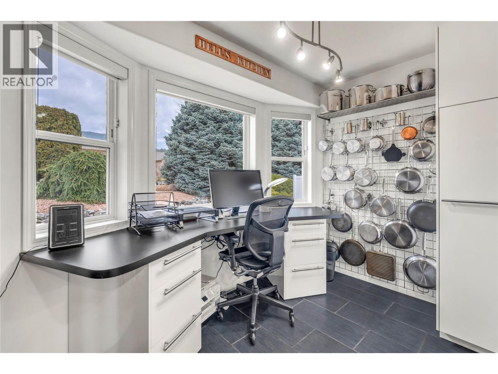 444 Ridge Place, Penticton, British Columbia  V2A 8N7 - Photo 15 - 10378197