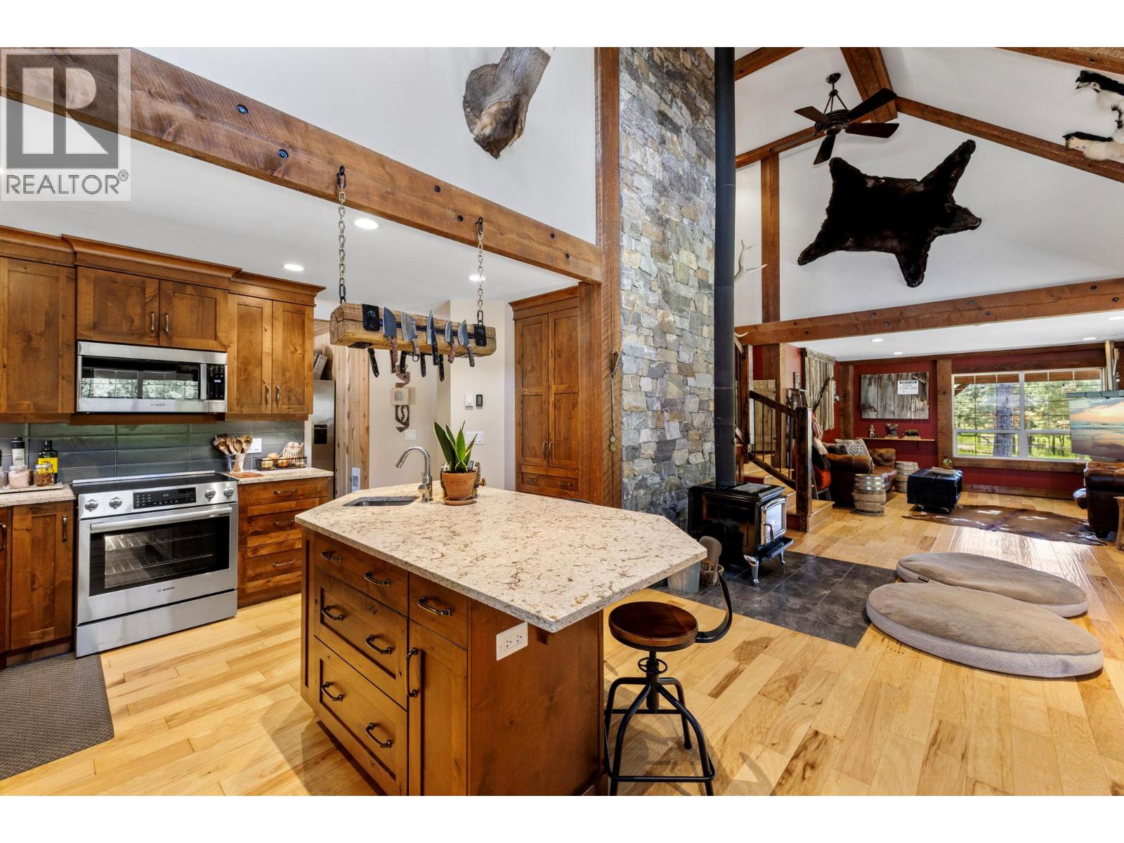 6241 33 Highway, Carmi, British Columbia  V0H 1A0 - Photo 20 - 10378137