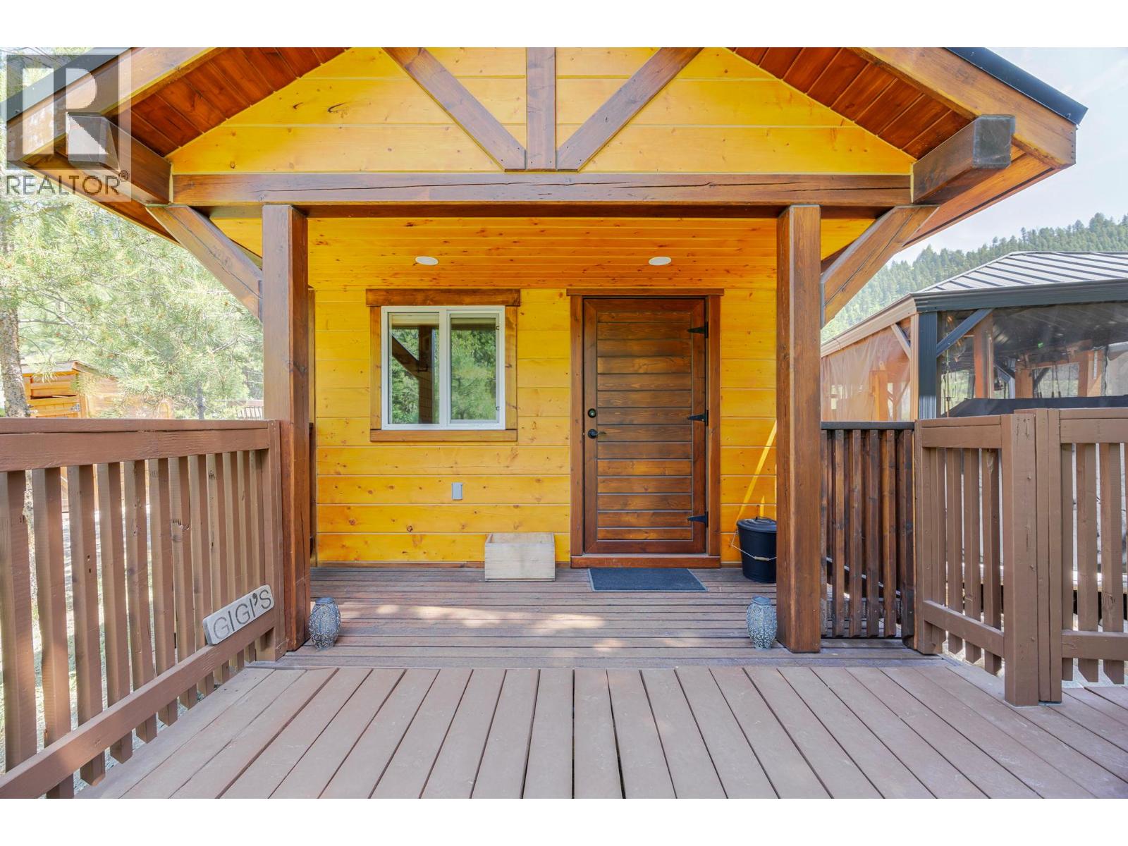 6241 33 Highway, Carmi, British Columbia  V0H 1A0 - Photo 46 - 10378137