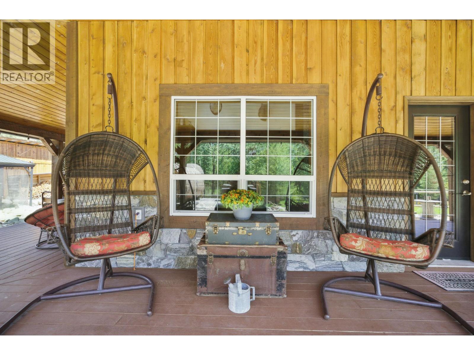 6241 33 Highway, Carmi, British Columbia  V0H 1A0 - Photo 55 - 10378137