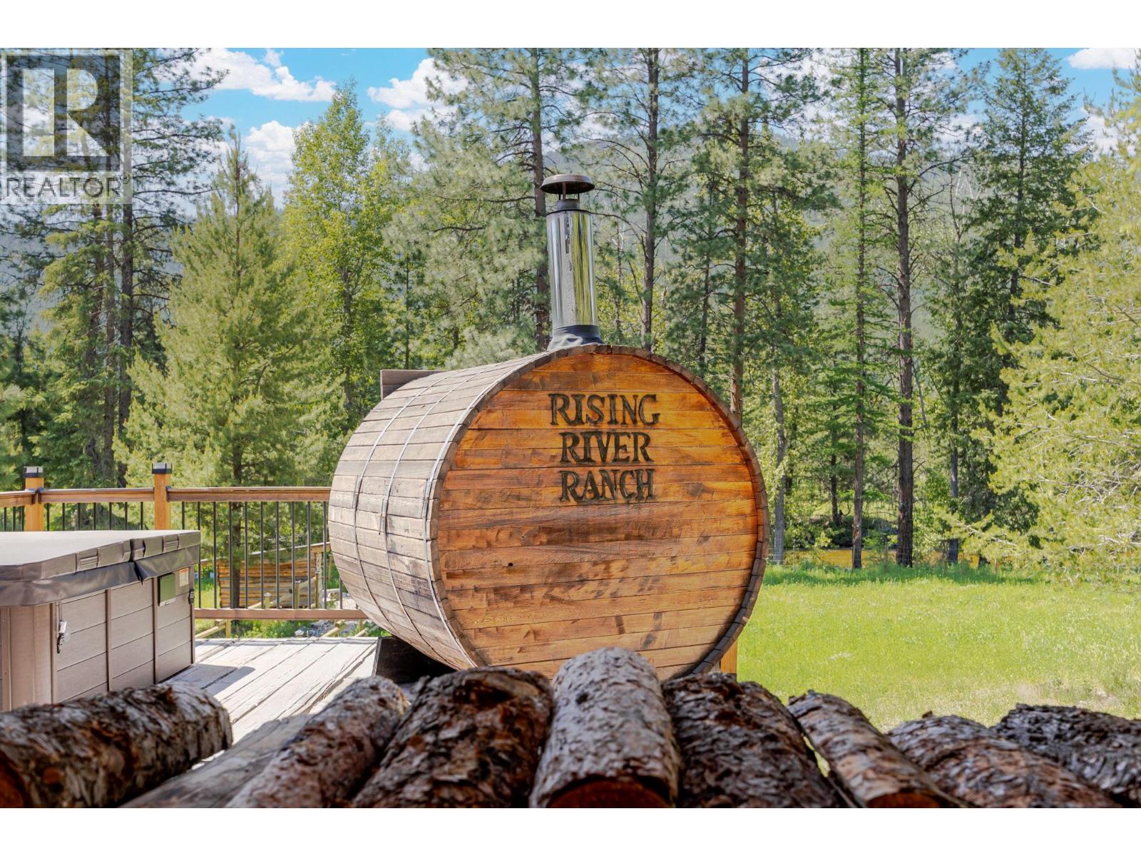 6241 33 Highway, Carmi, British Columbia  V0H 1A0 - Photo 6 - 10378137