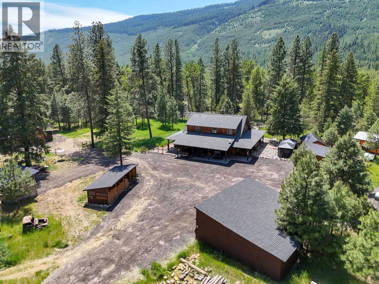 6241 33 Highway, Carmi, British Columbia  V0H 1A0 - Photo 7 - 10378137