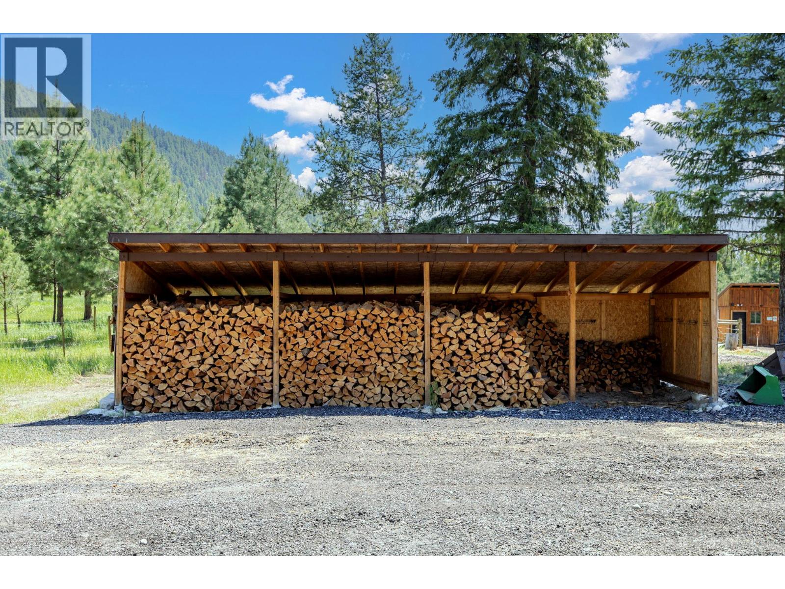 6241 33 Highway, Carmi, British Columbia  V0H 1A0 - Photo 74 - 10378137