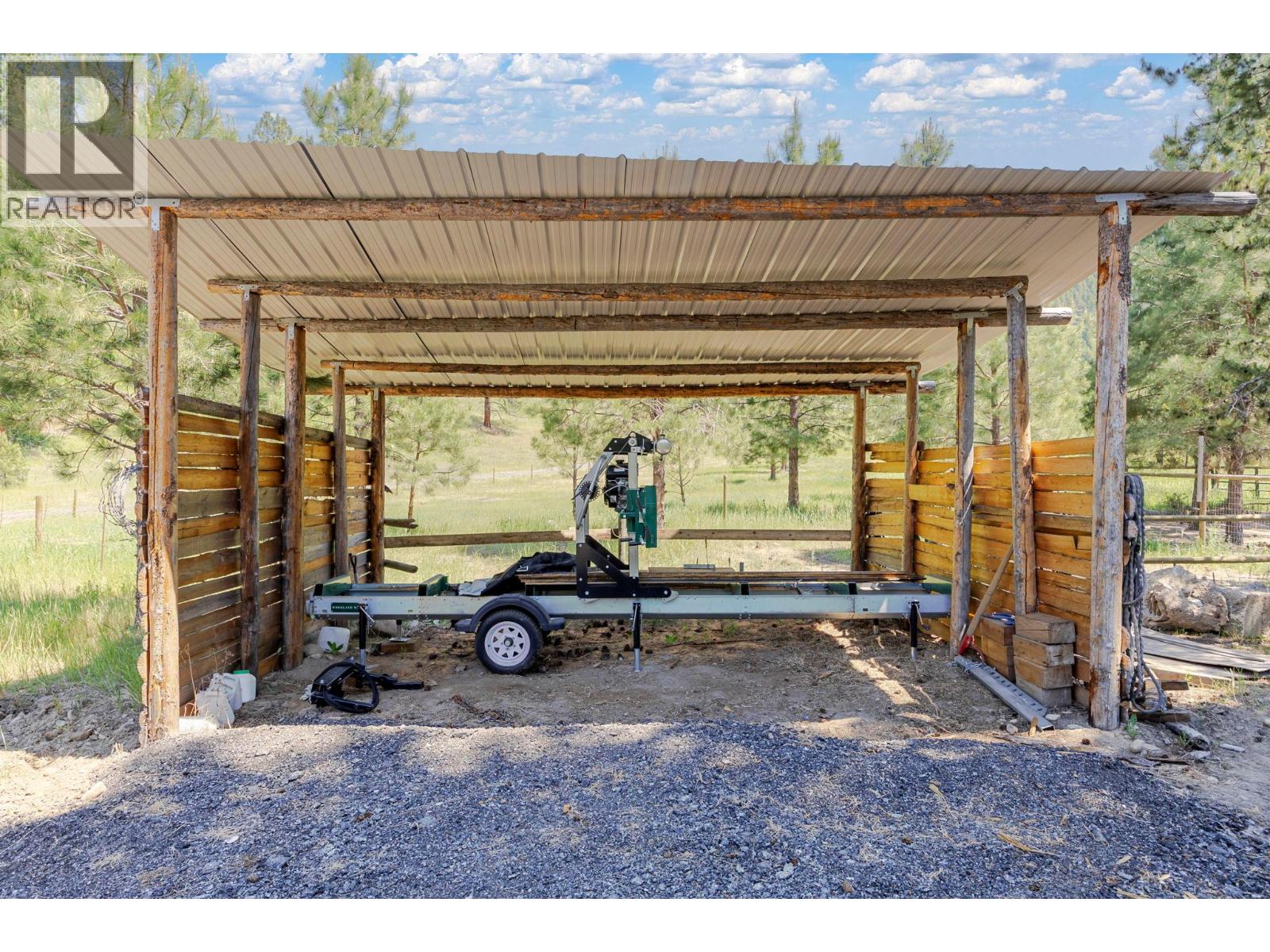 6241 33 Highway, Carmi, British Columbia  V0H 1A0 - Photo 75 - 10378137