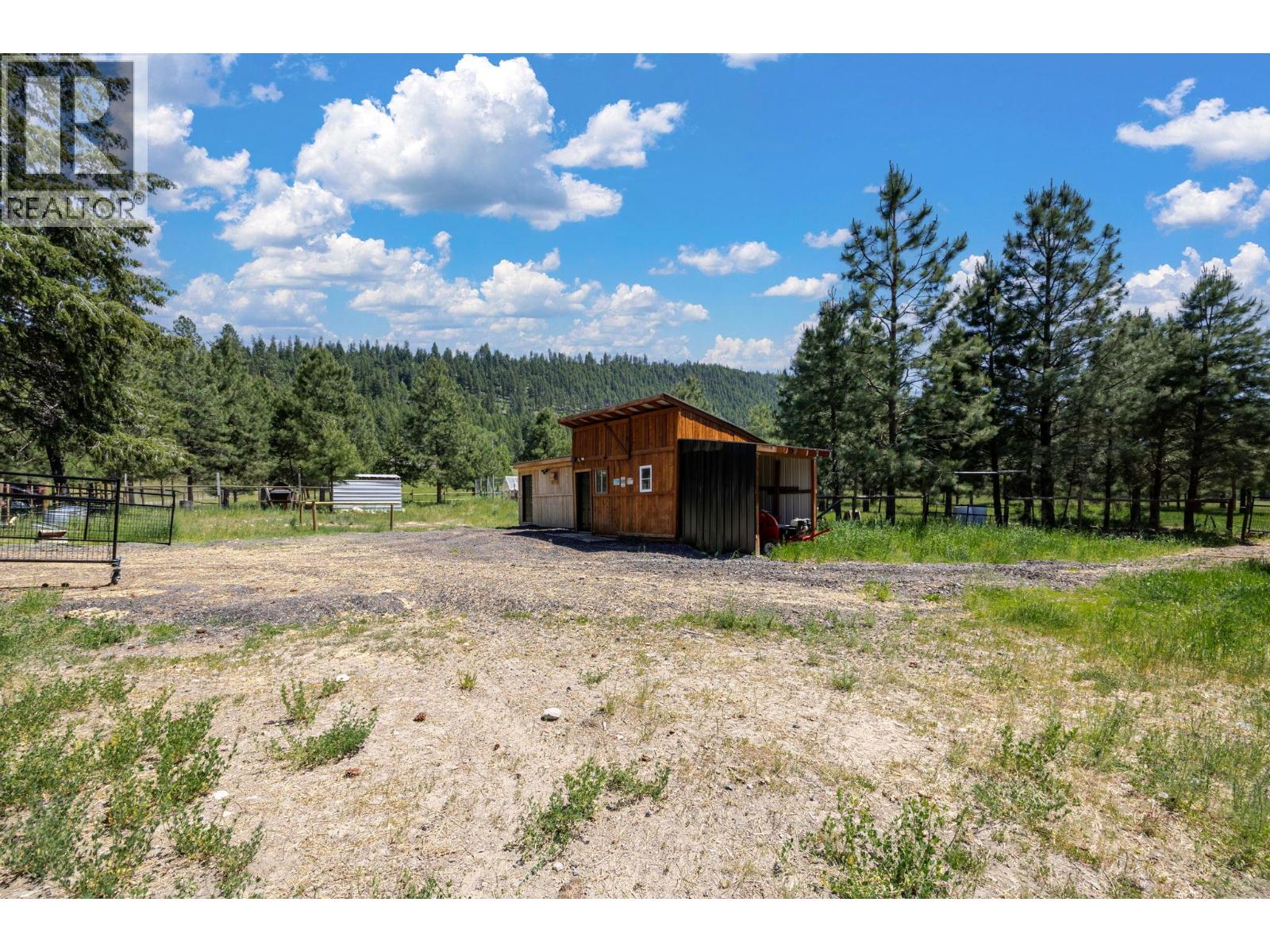 6241 33 Highway, Carmi, British Columbia  V0H 1A0 - Photo 76 - 10378137