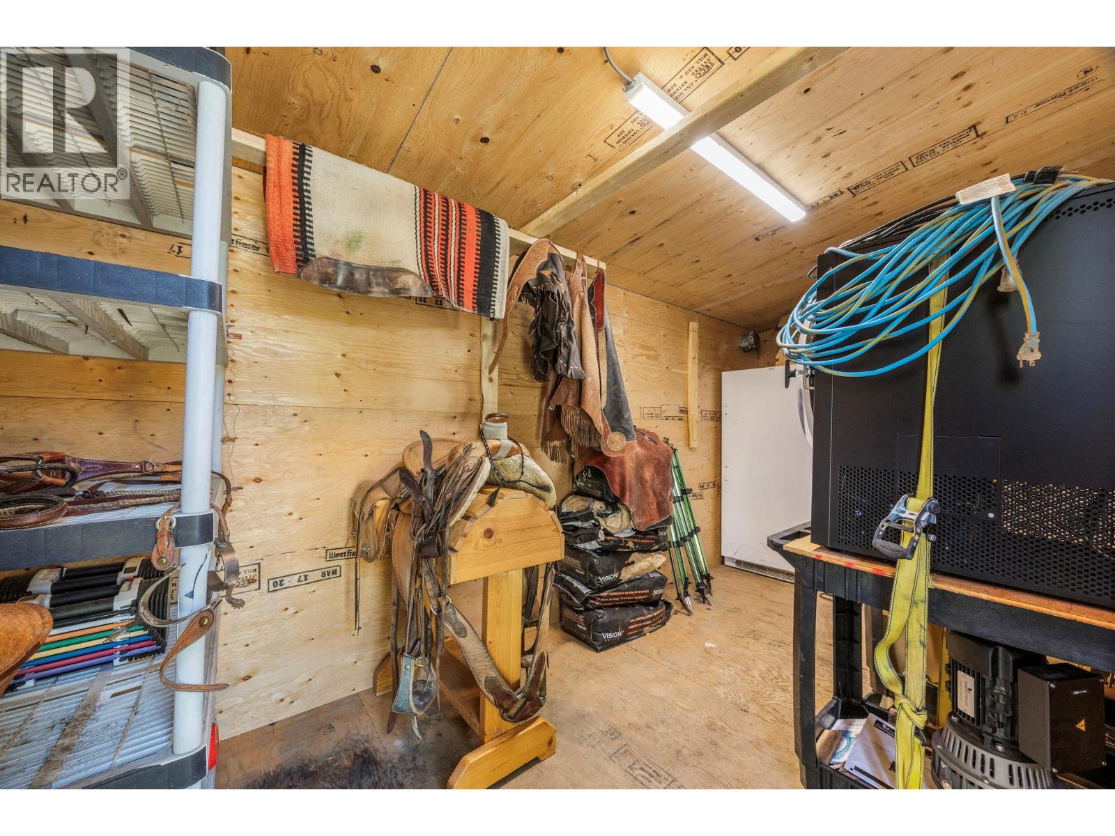 6241 33 Highway, Carmi, British Columbia  V0H 1A0 - Photo 79 - 10378137