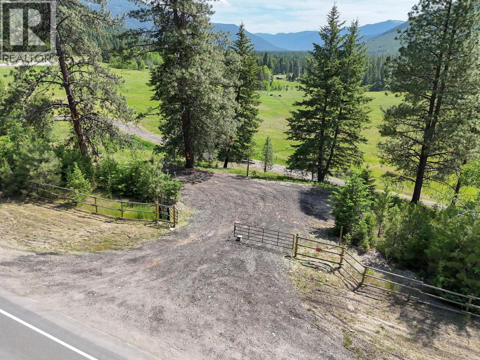 6241 33 Highway, Carmi, British Columbia  V0H 1A0 - Photo 80 - 10378137