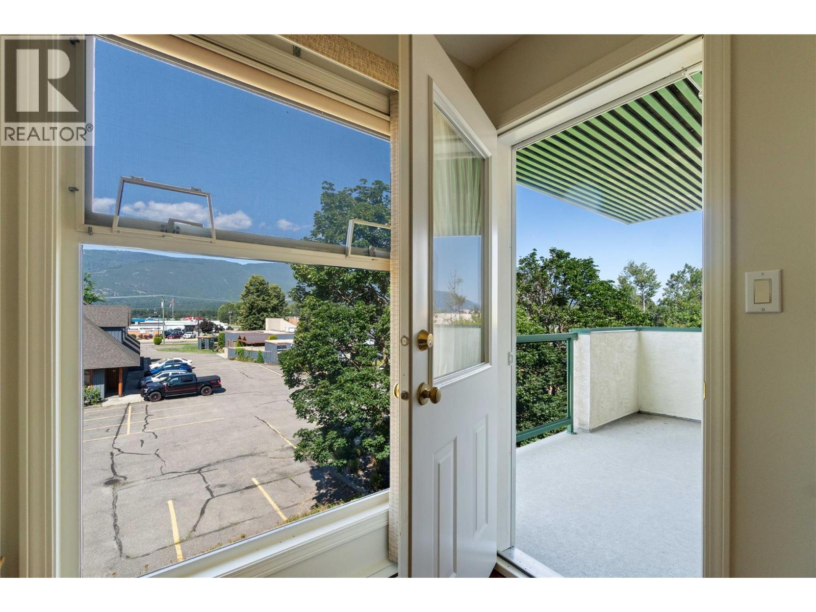 851 5 Avenue Sw Unit# 303, Salmon Arm, British Columbia  V1E 1K2 - Photo 32 - 10378076