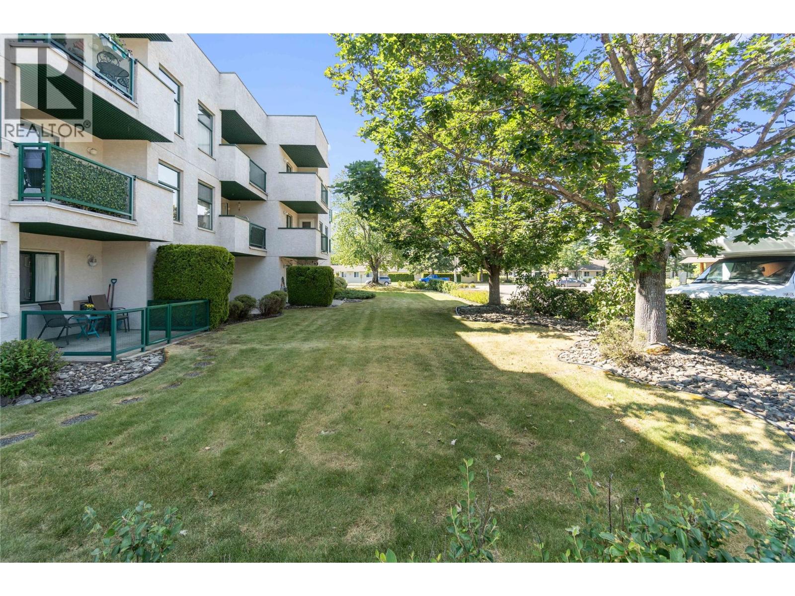 851 5 Avenue Sw Unit# 303, Salmon Arm, British Columbia  V1E 1K2 - Photo 41 - 10378076