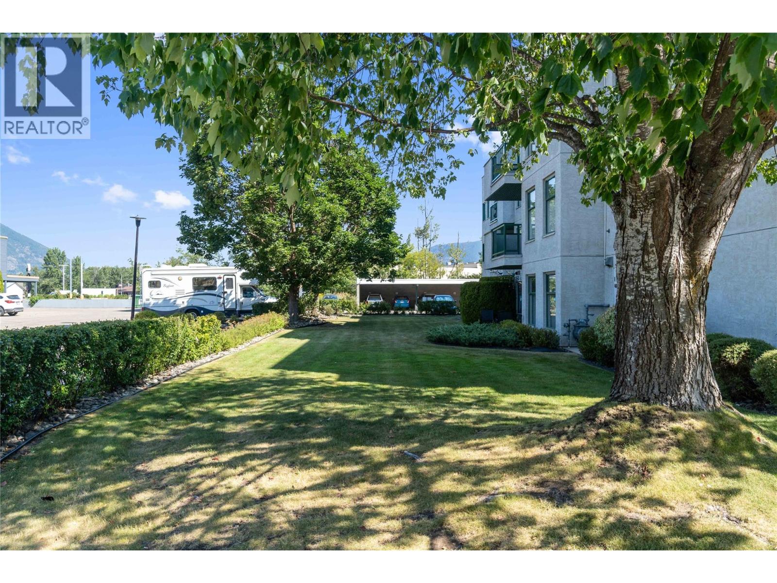 851 5 Avenue Sw Unit# 303, Salmon Arm, British Columbia  V1E 1K2 - Photo 42 - 10378076